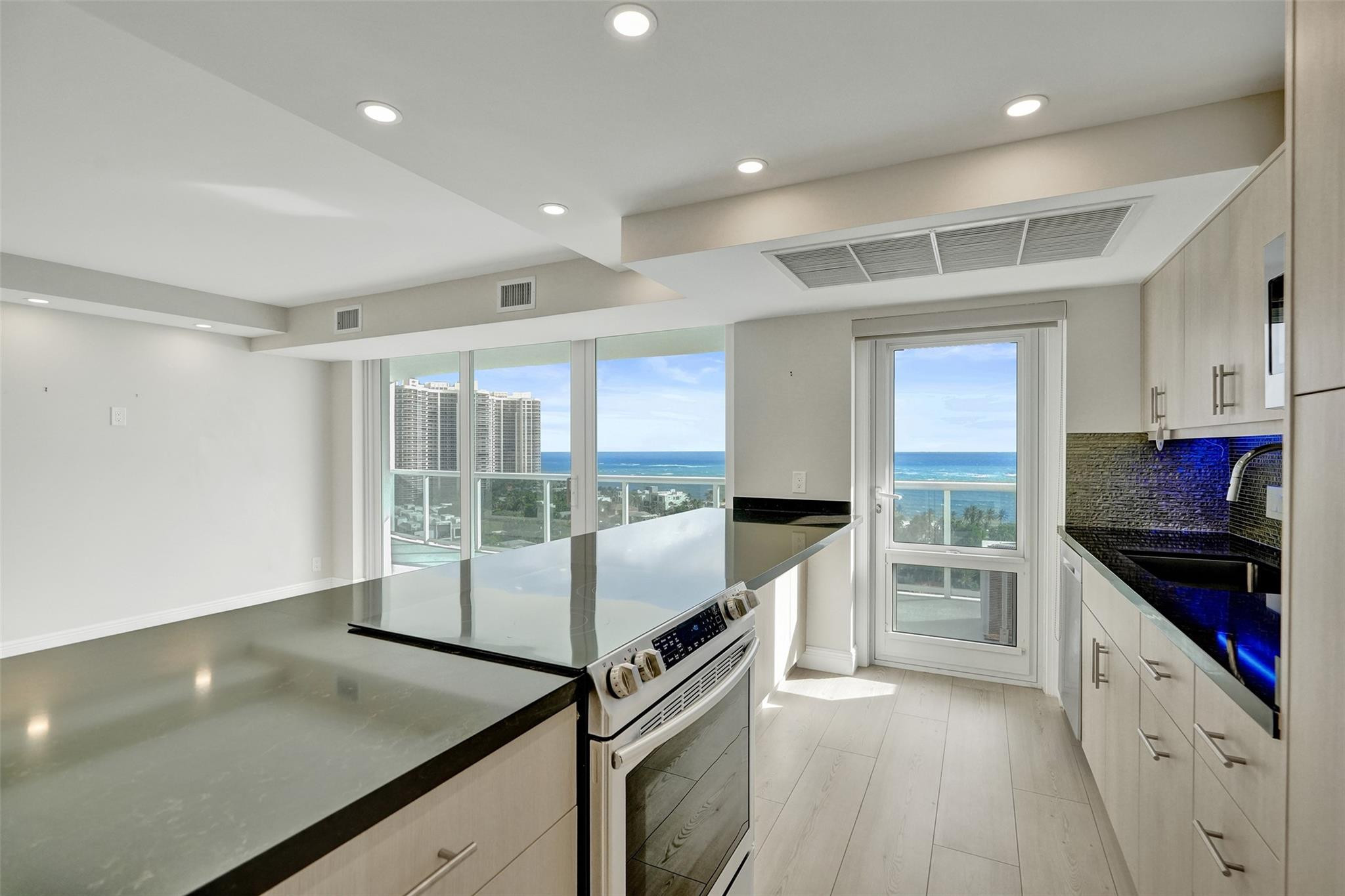 2841 N Ocean Blvd 1804