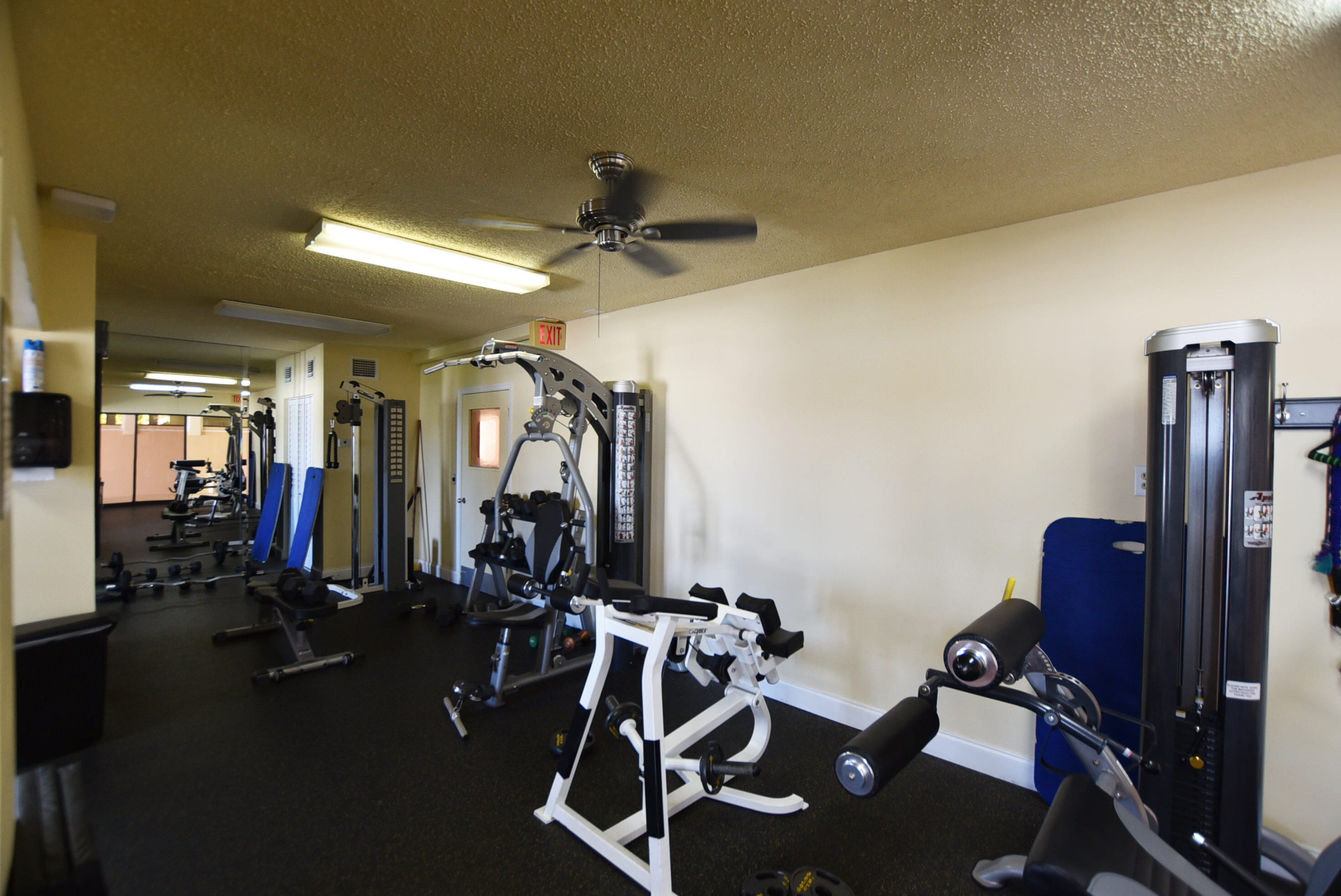 210 Captains Walk 715