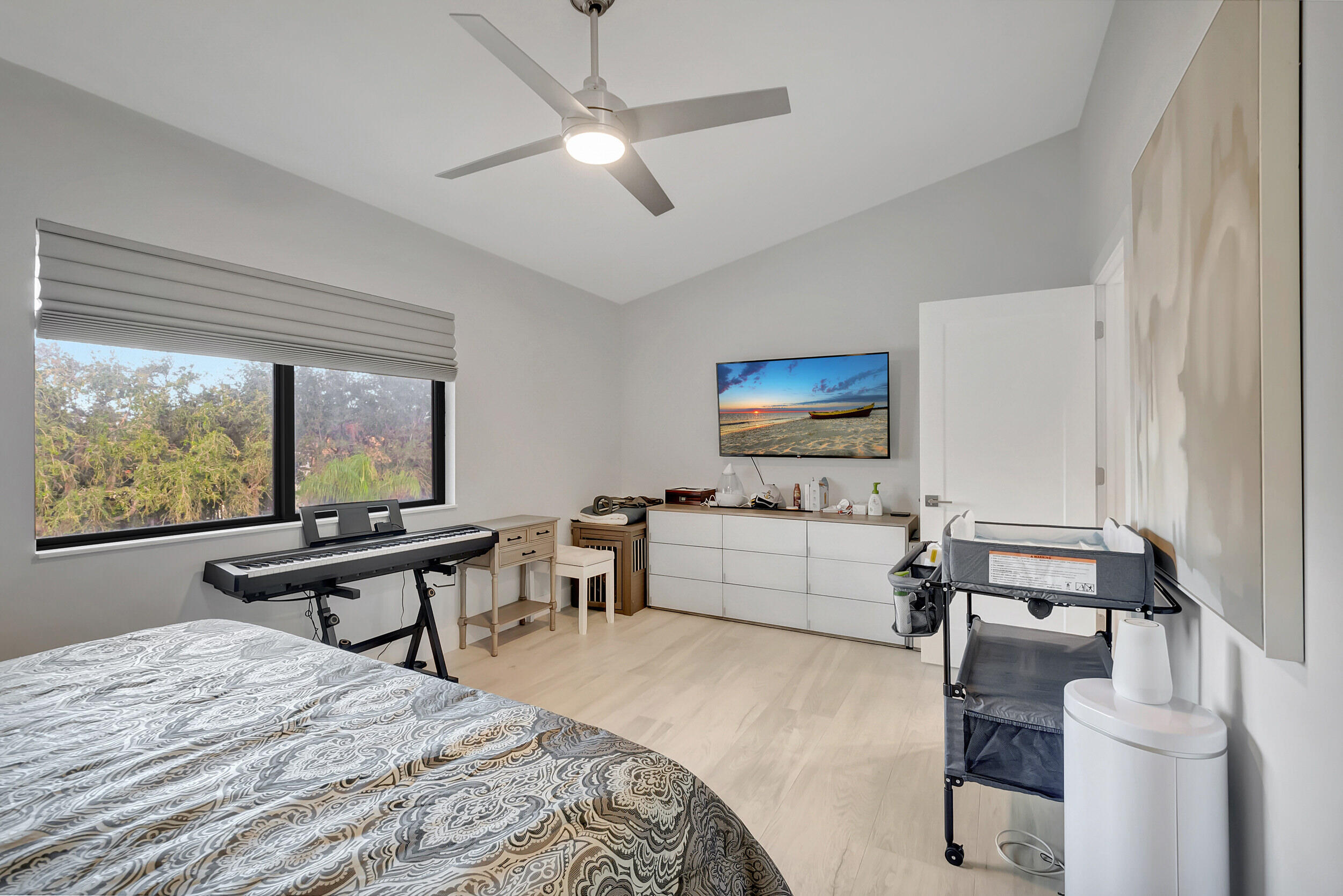 210 Captains Walk 715