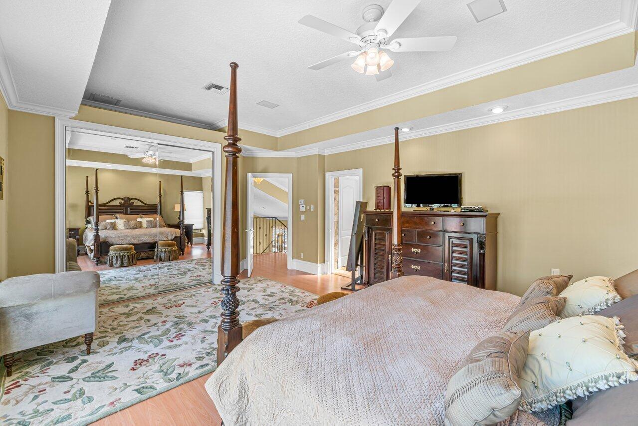 13679 Greentree Trail