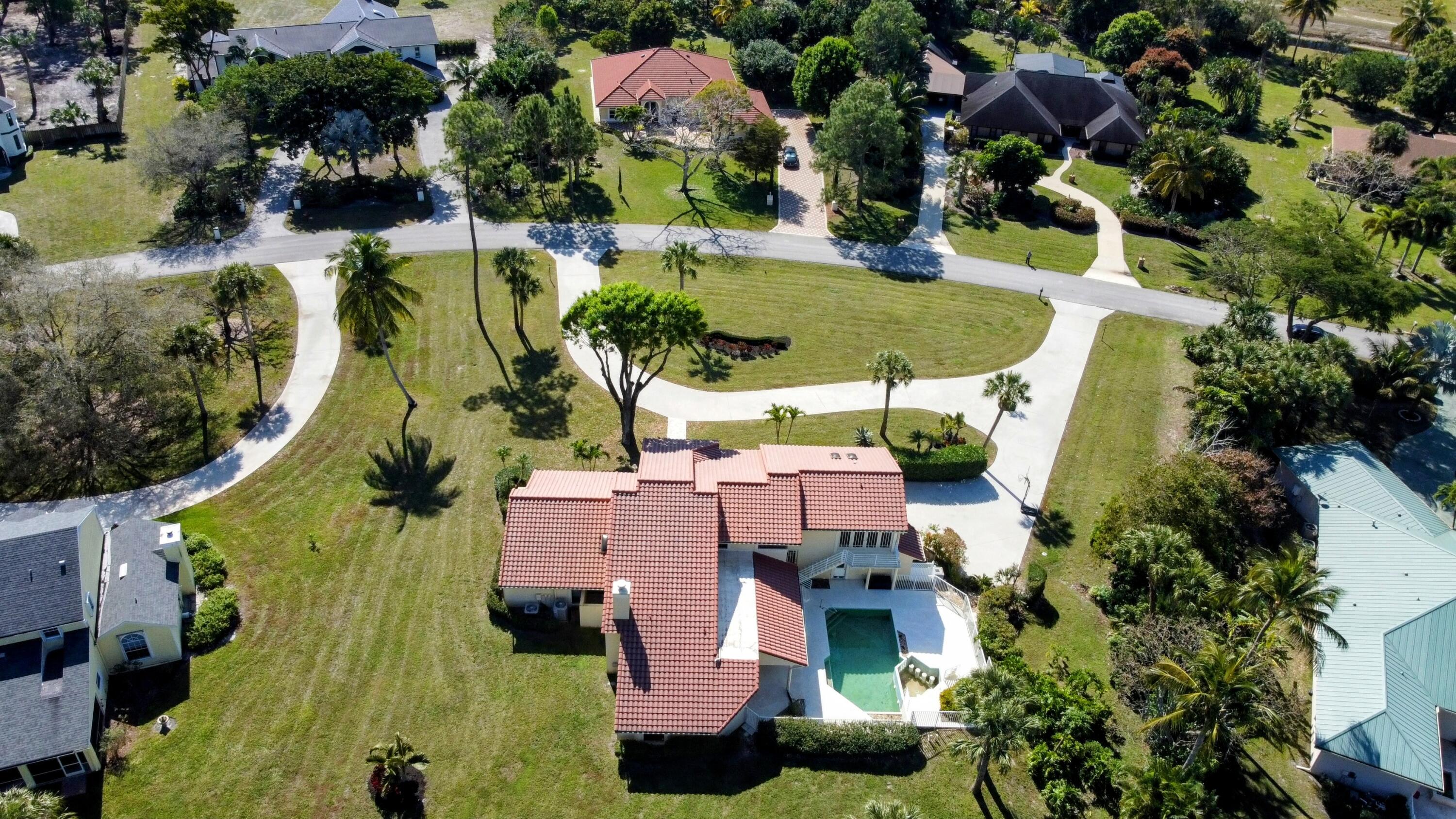 13679 Greentree Trail