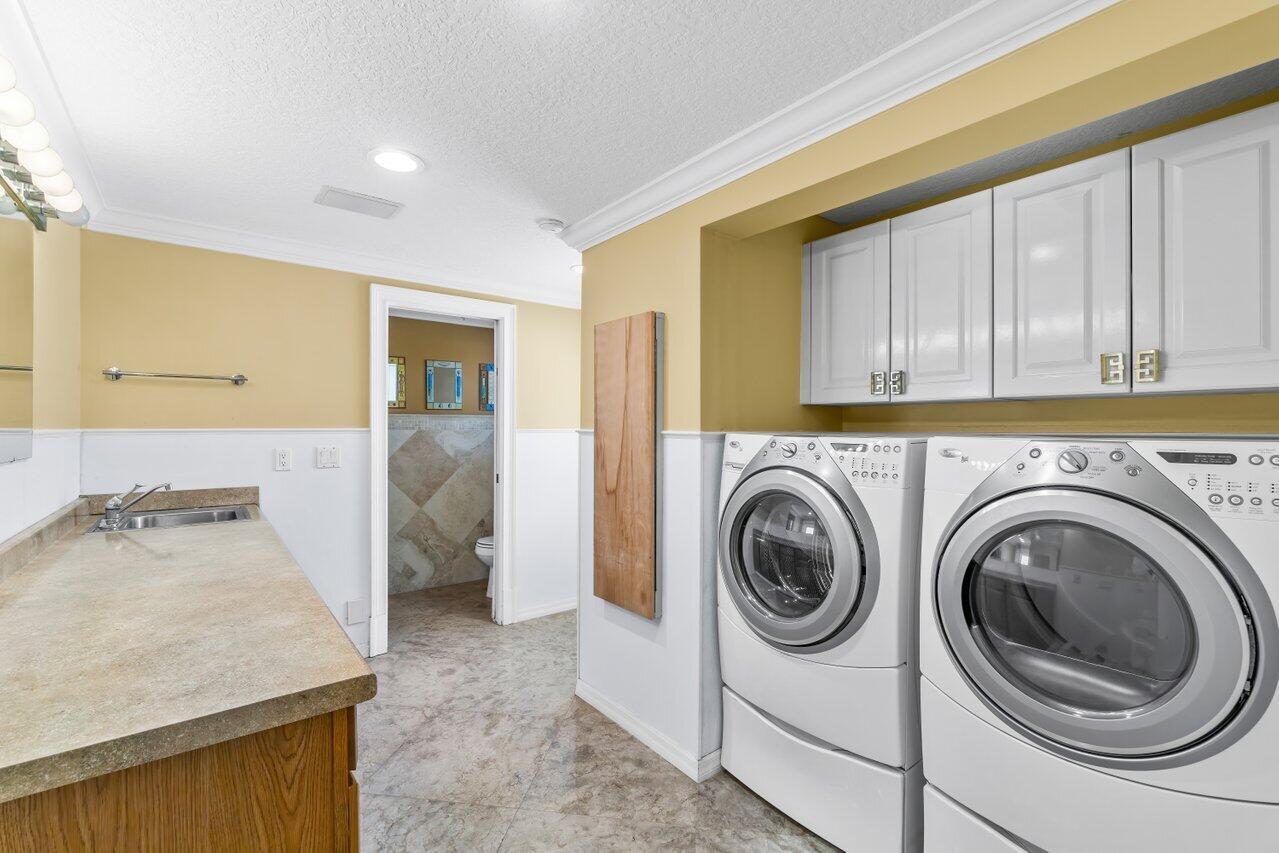 13679 Greentree Trail