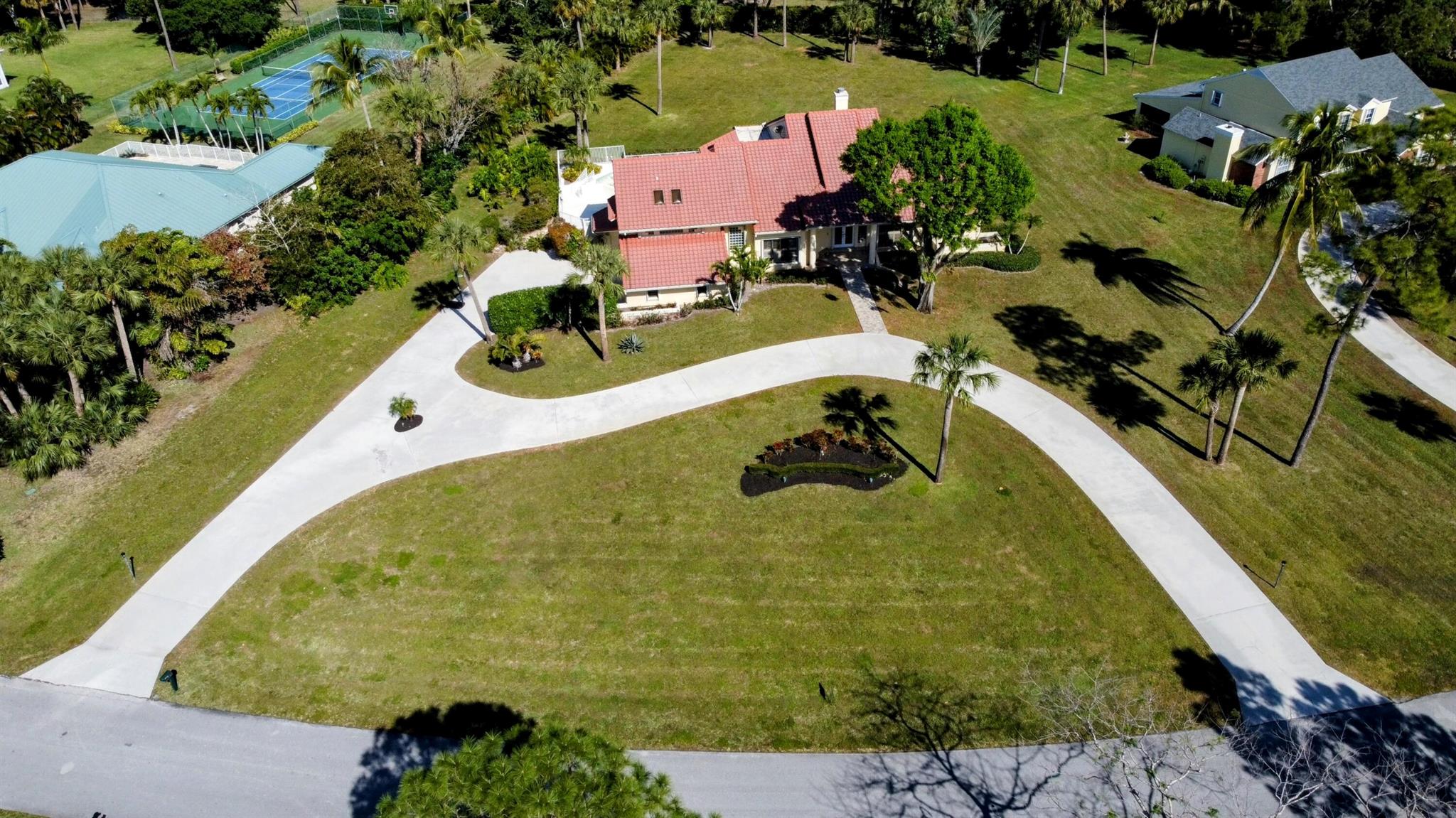 13679 Greentree Trail