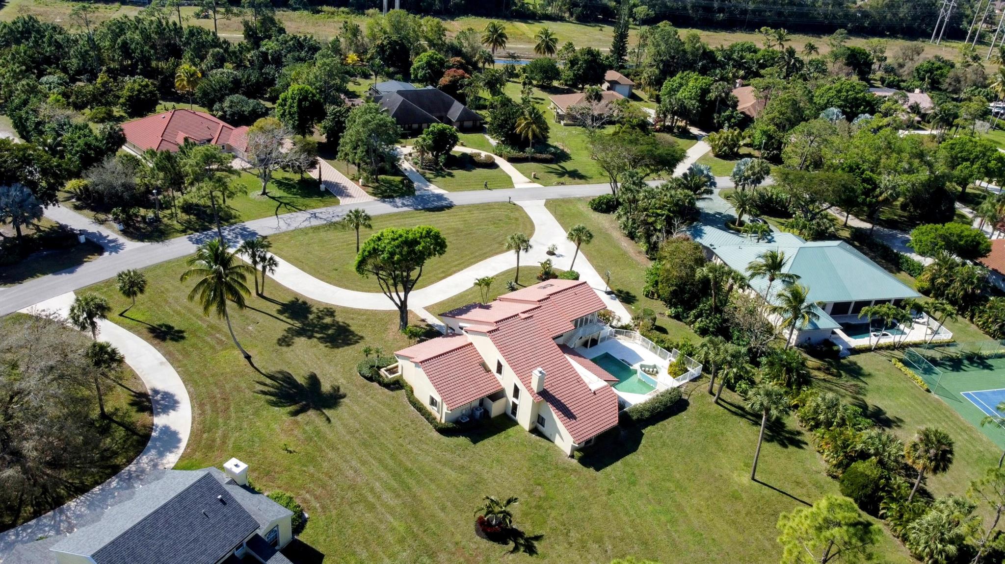 13679 Greentree Trail