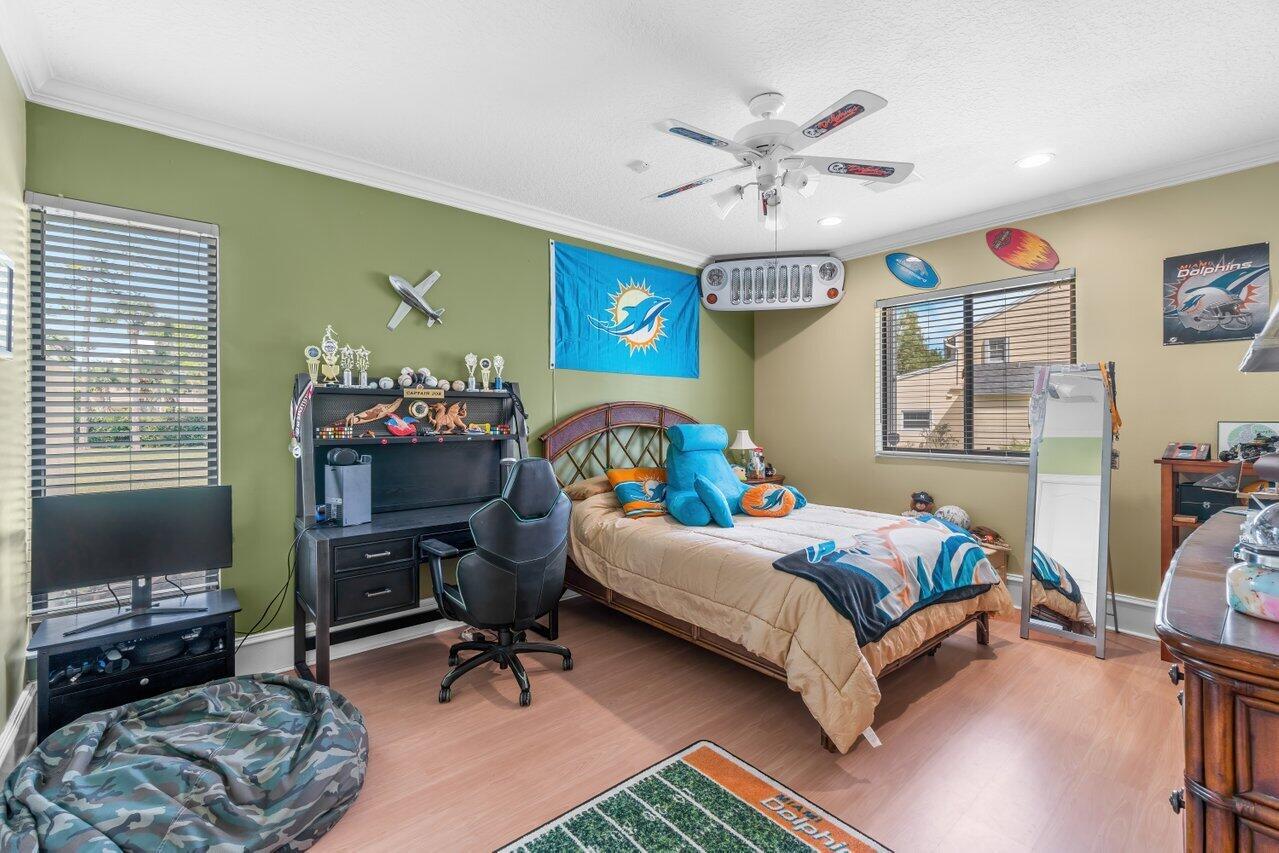 13679 Greentree Trail