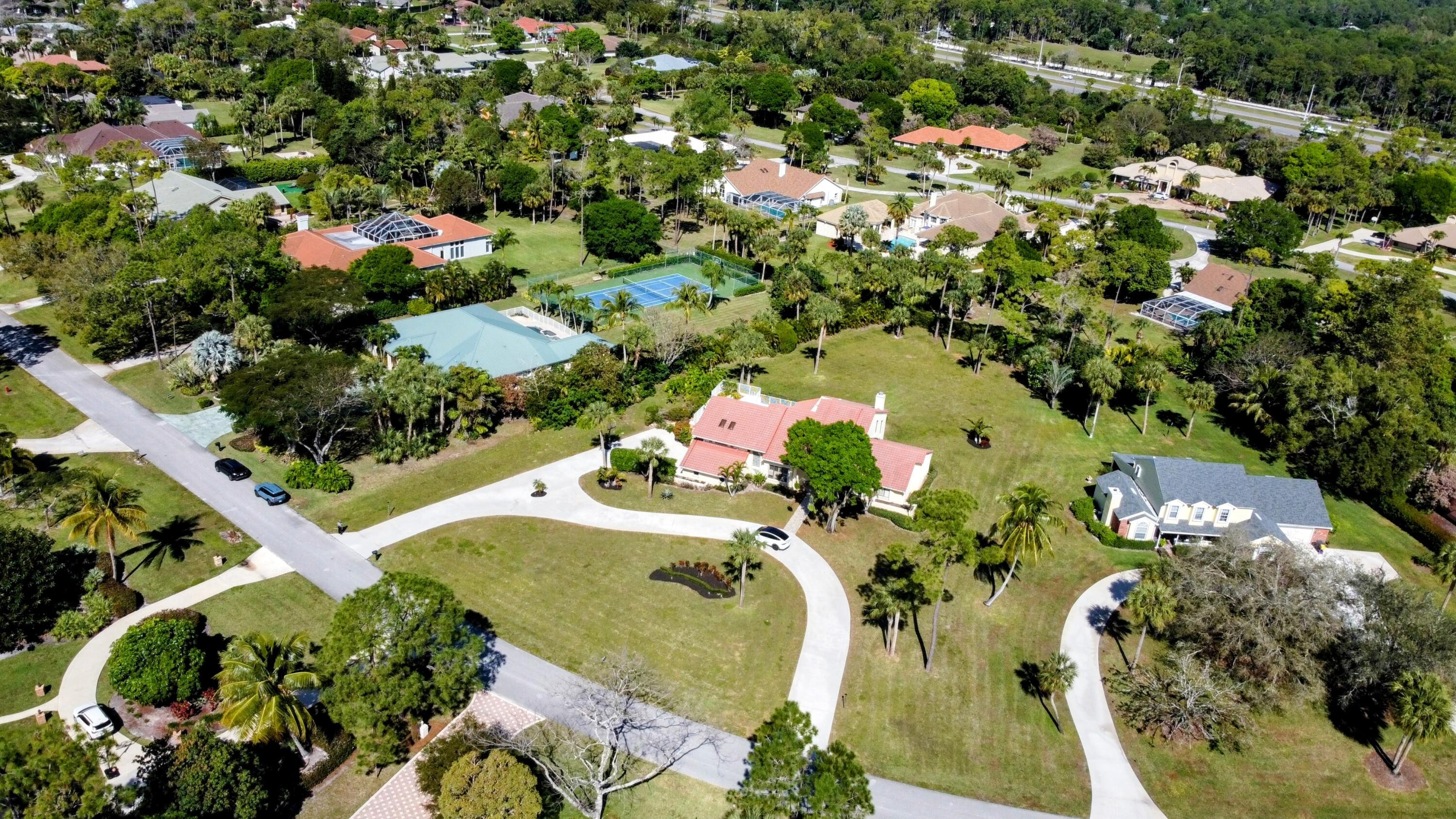 13679 Greentree Trail