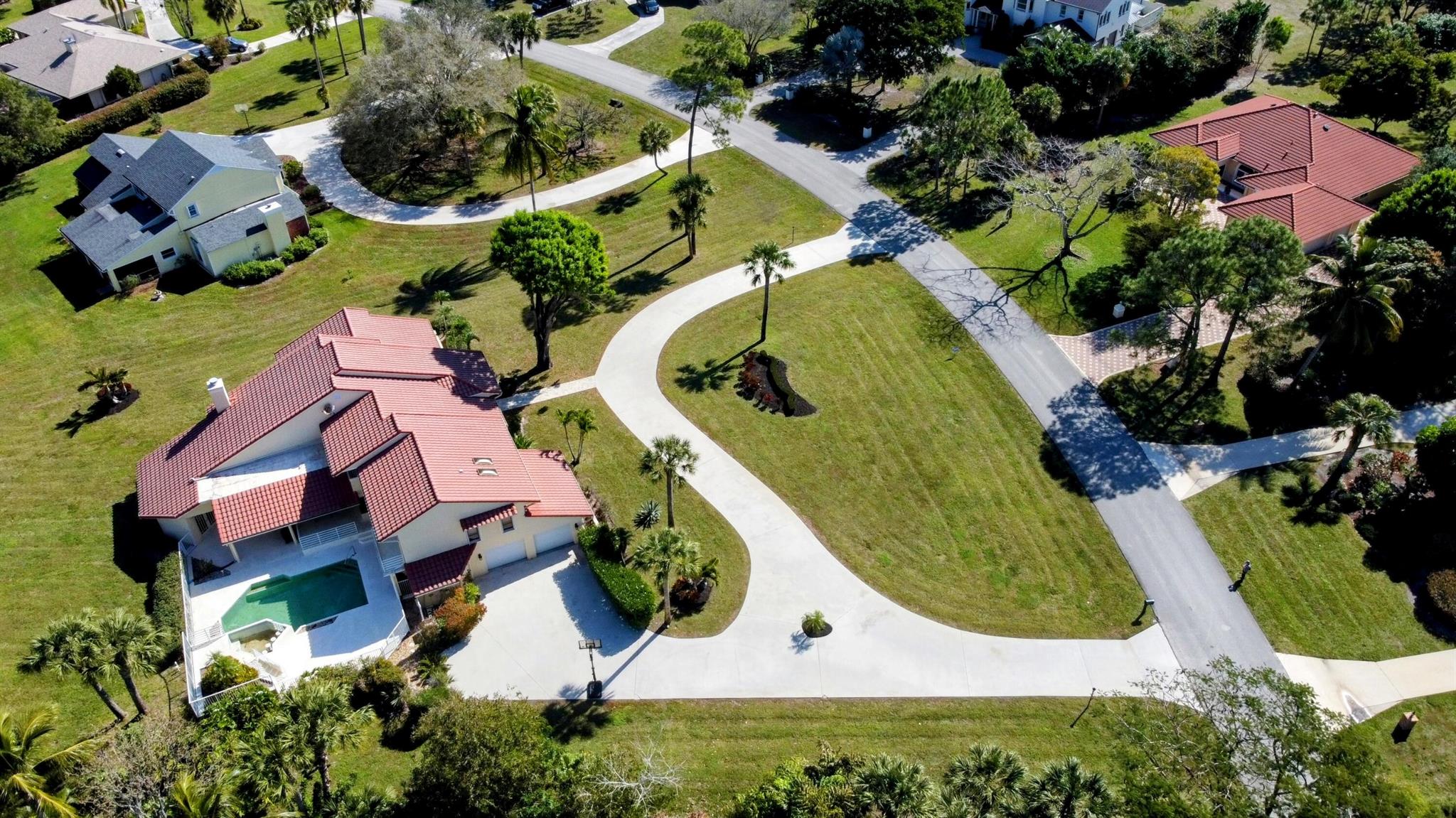 13679 Greentree Trail