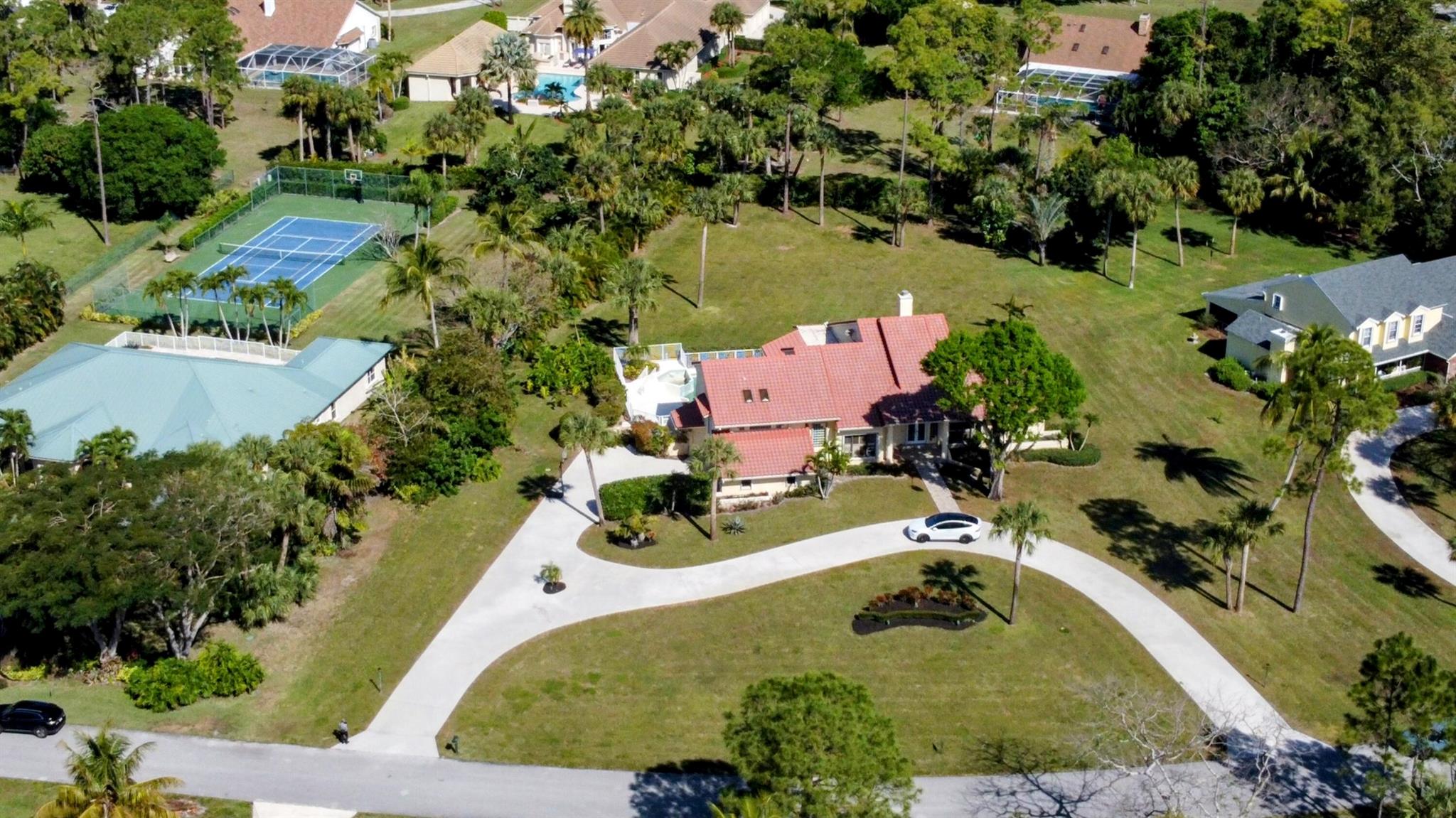 13679 Greentree Trail