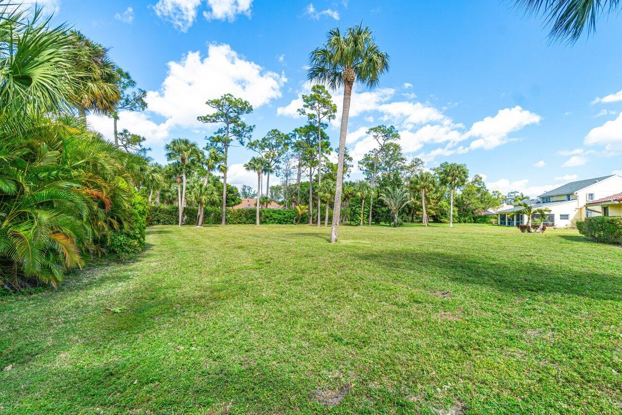 13679 Greentree Trail