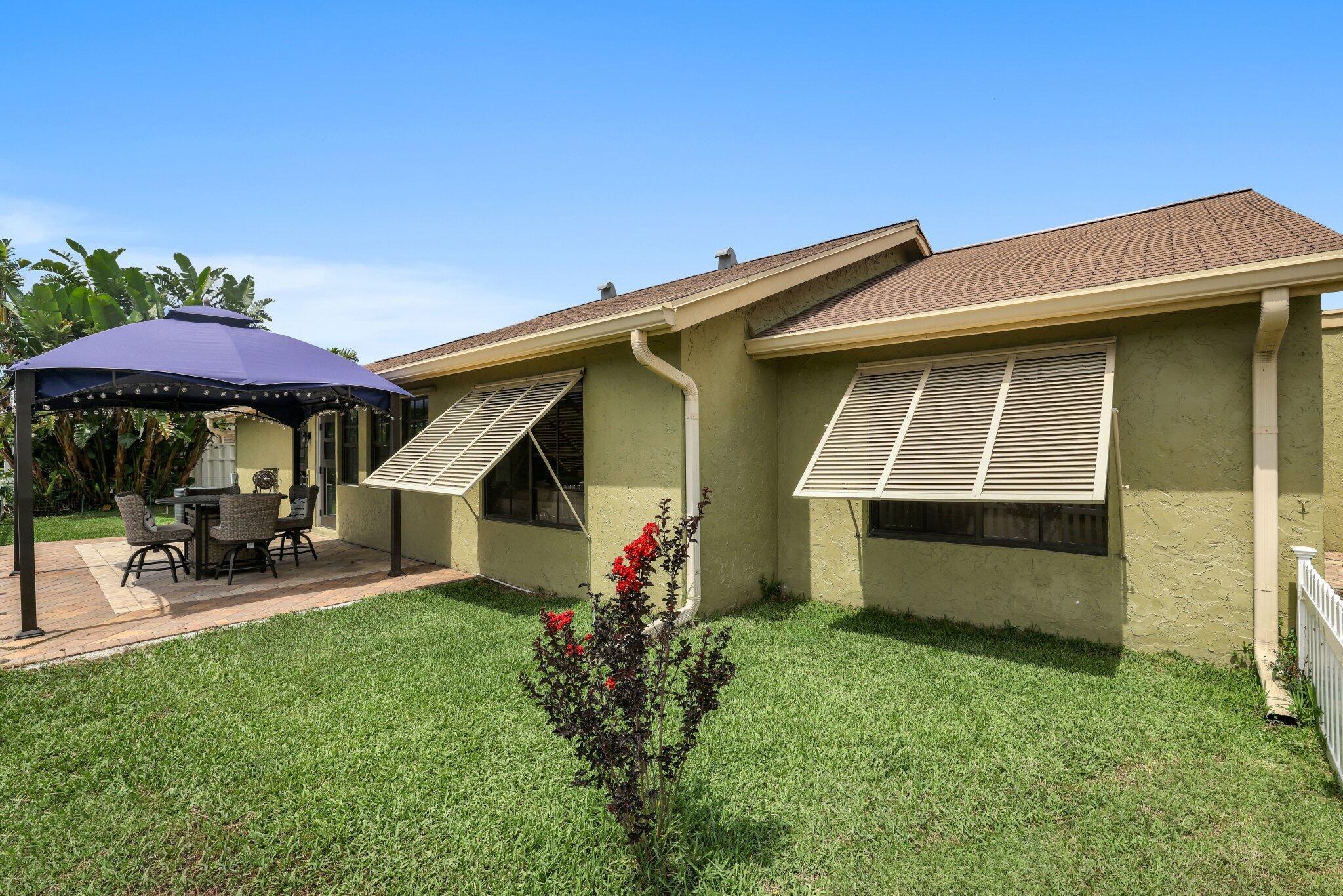 9528 Palisades Park Road