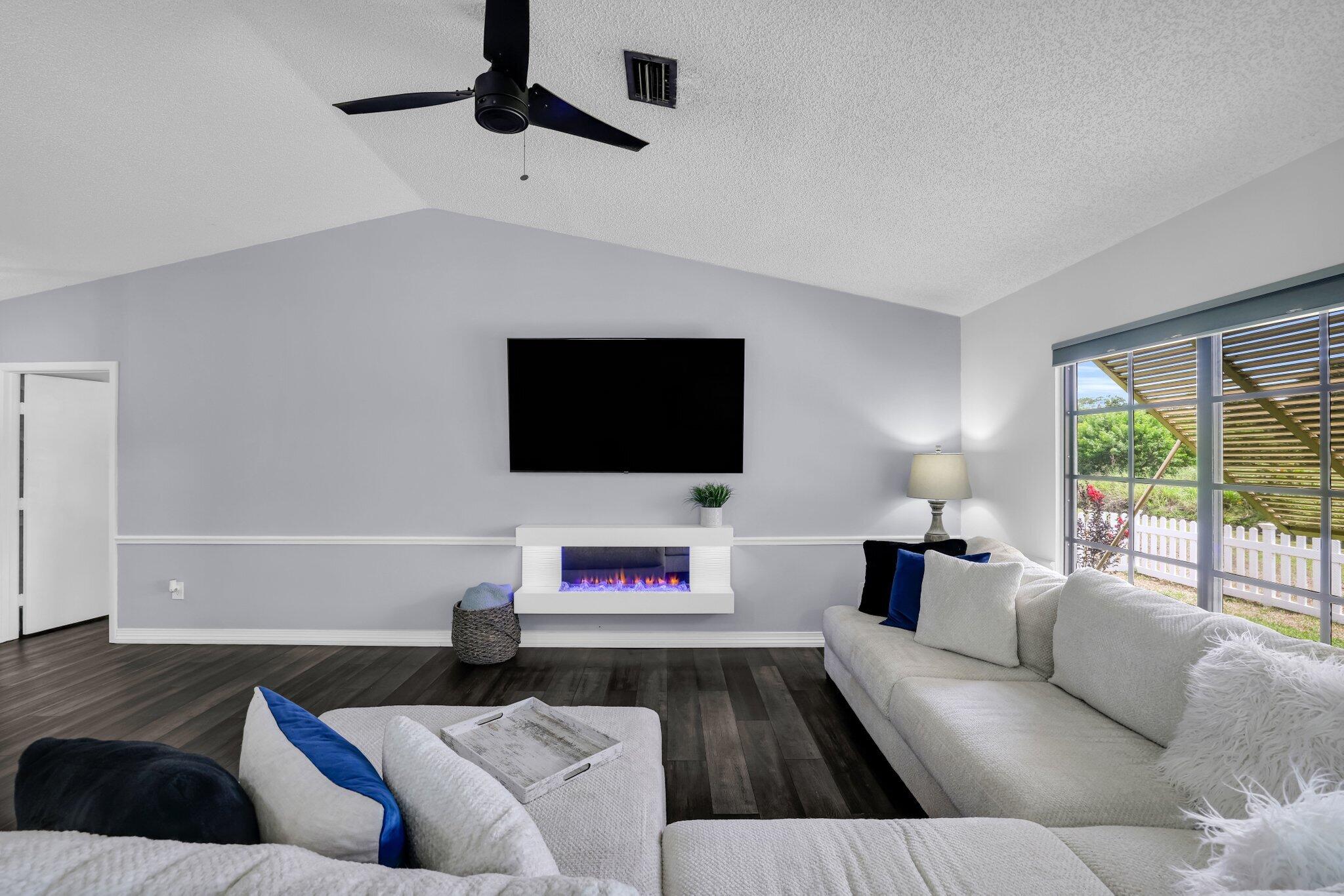 9528 Palisades Park Road