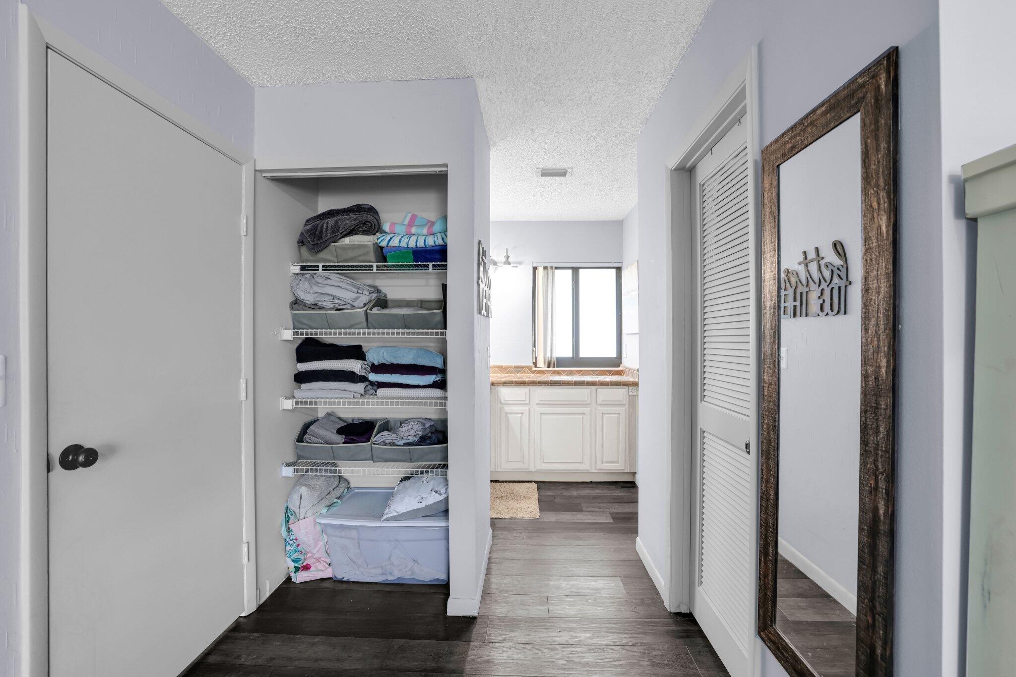 9528 Palisades Park Road