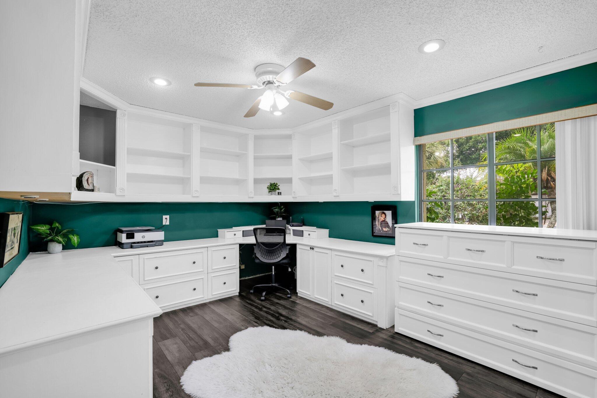 9528 Palisades Park Road