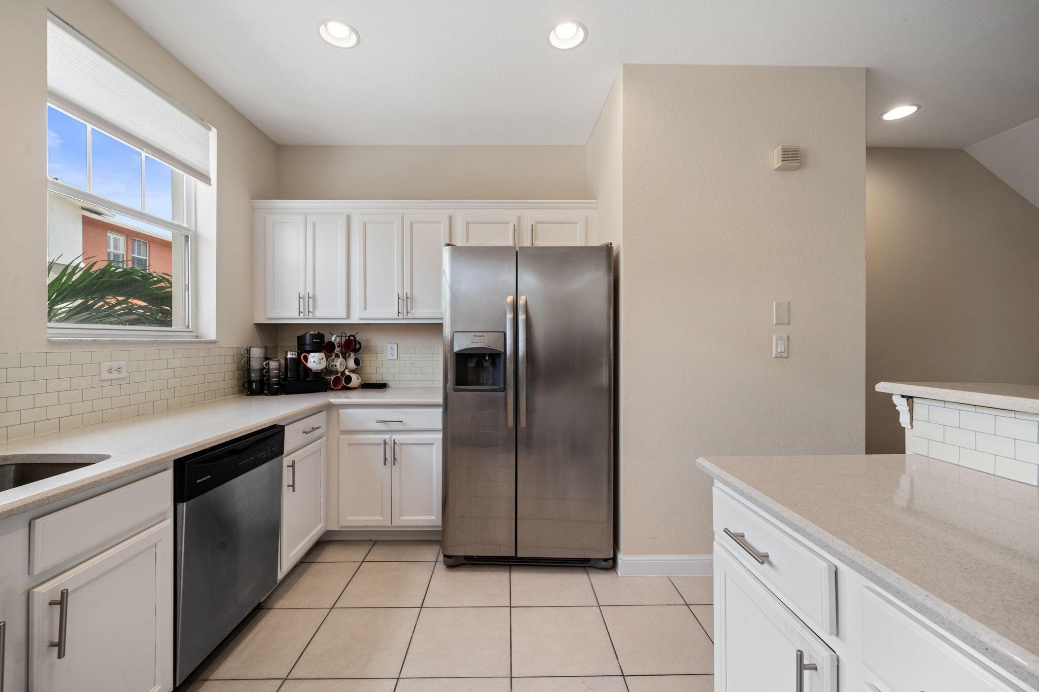 1730 Borrego Way 2