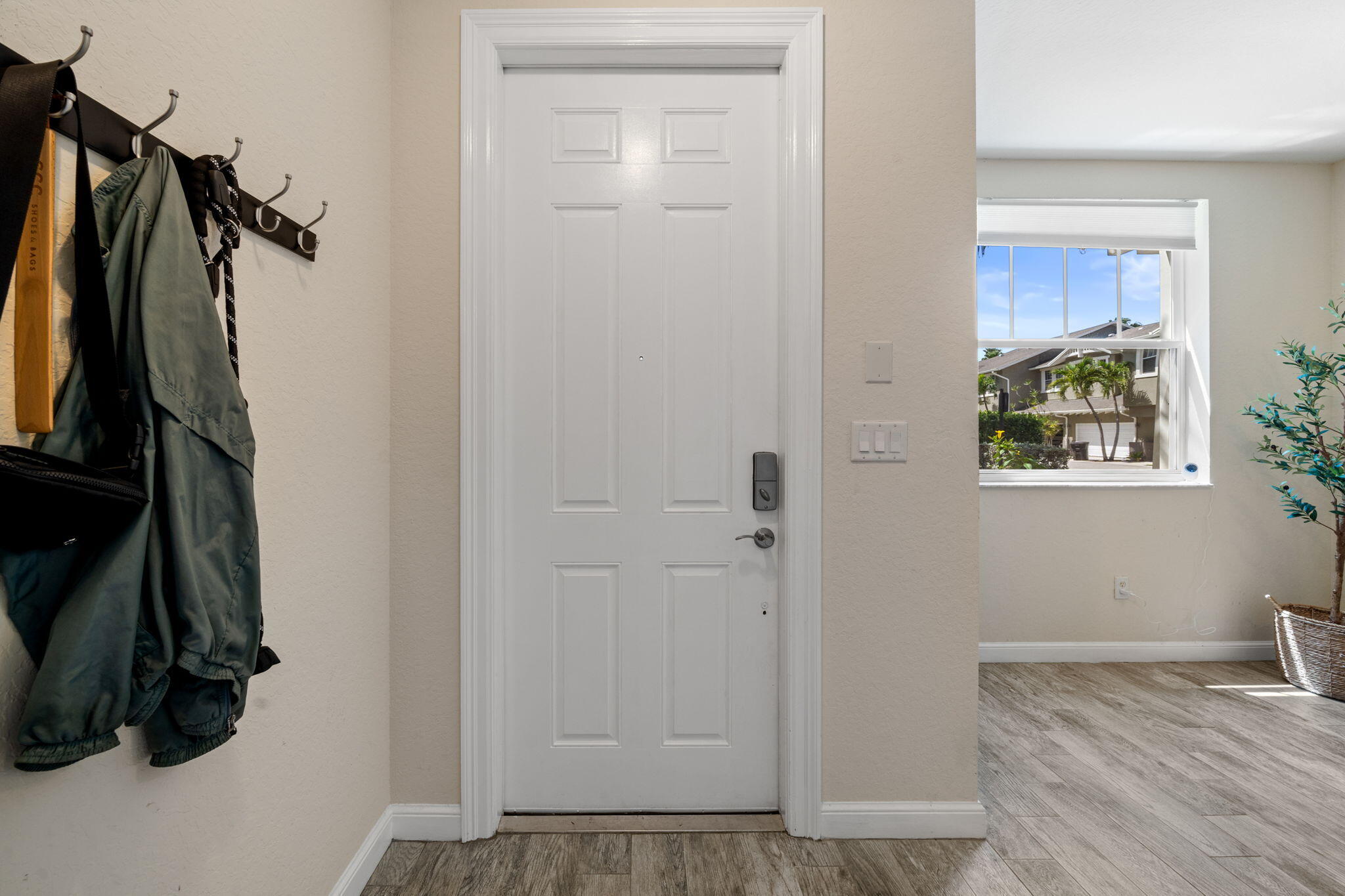 1730 Borrego Way 2