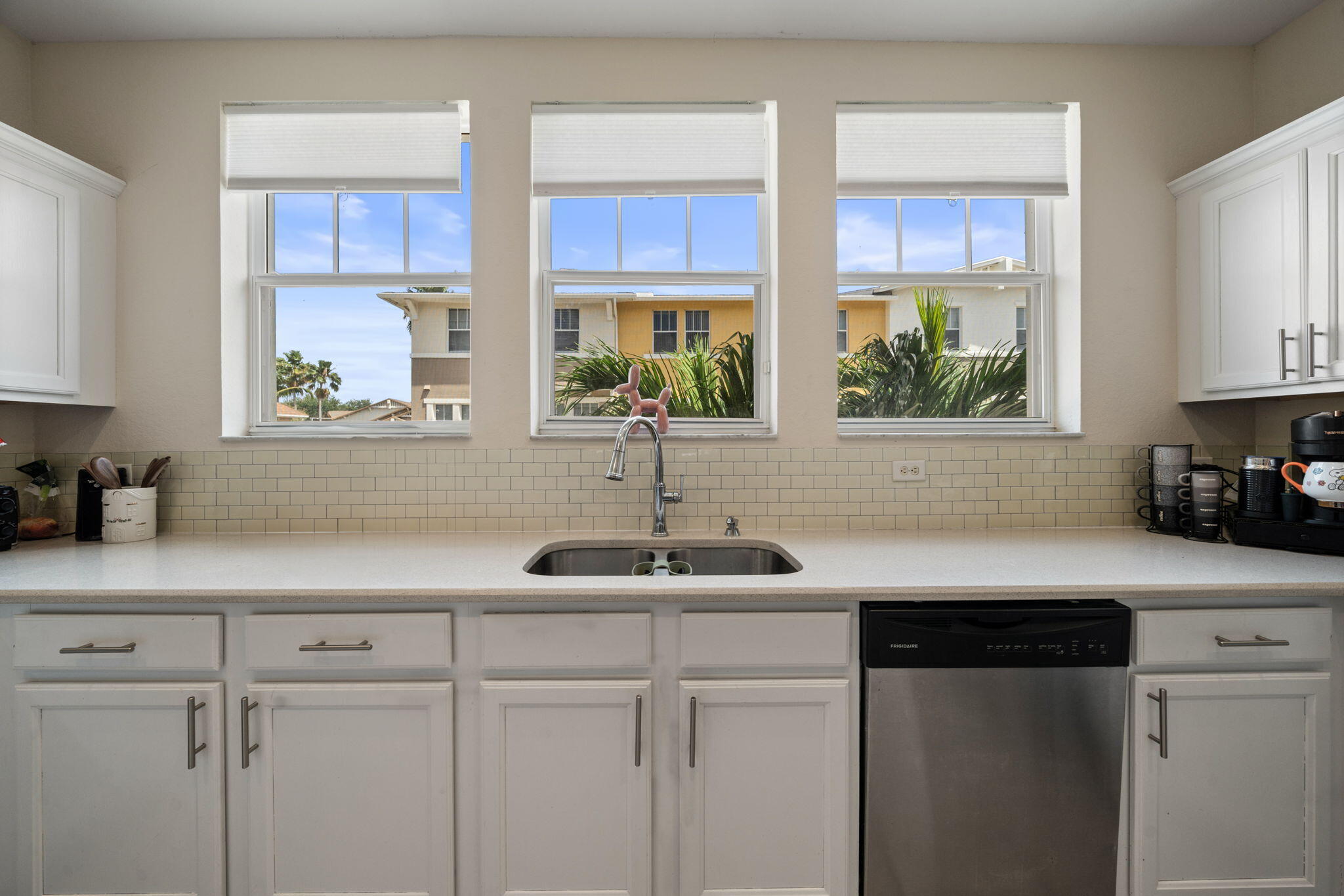 1730 Borrego Way 2