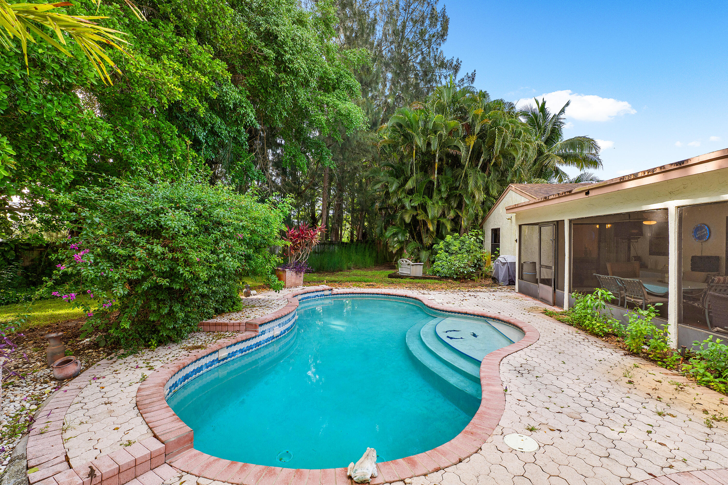 8188 Little Beth Drive E