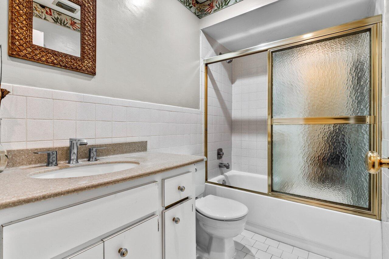 3709 Hertford Court