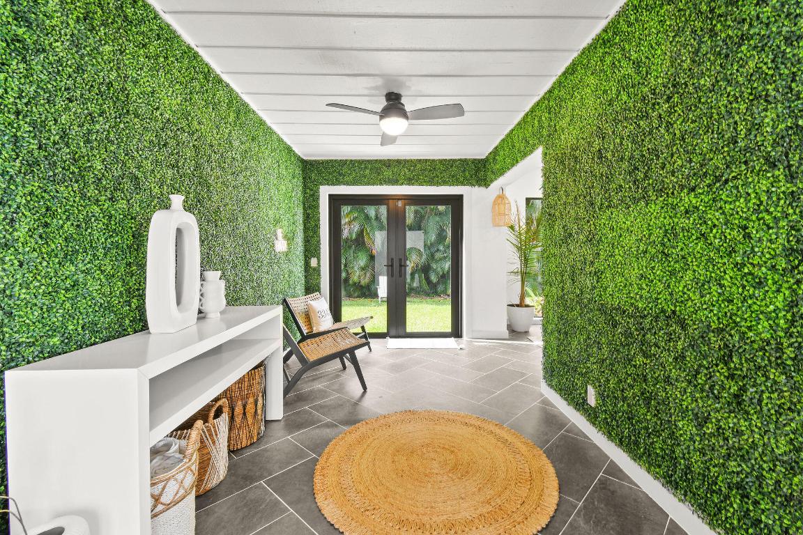 630 NE 15th Place, Boynton Beach