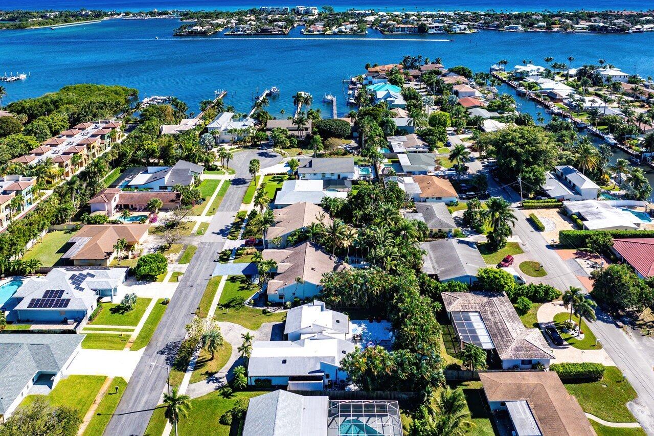 630 NE 15th Place, Boynton Beach