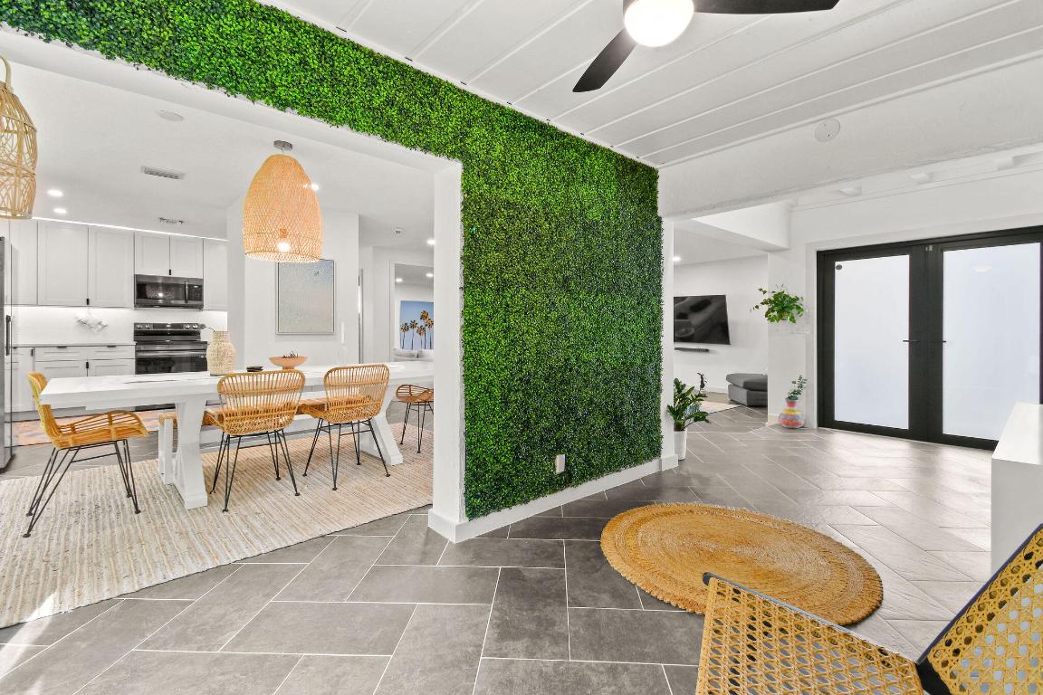 630 NE 15th Place, Boynton Beach