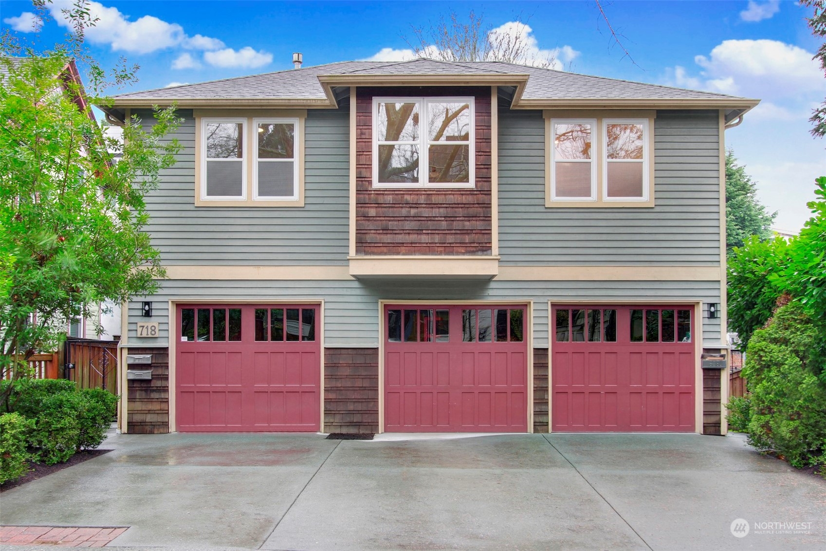718 26th Avenue S Unit: A