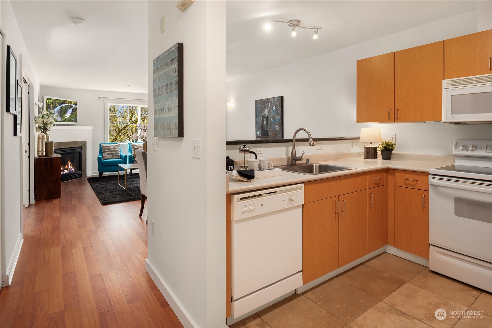 107 20th Avenue Unit: 203
