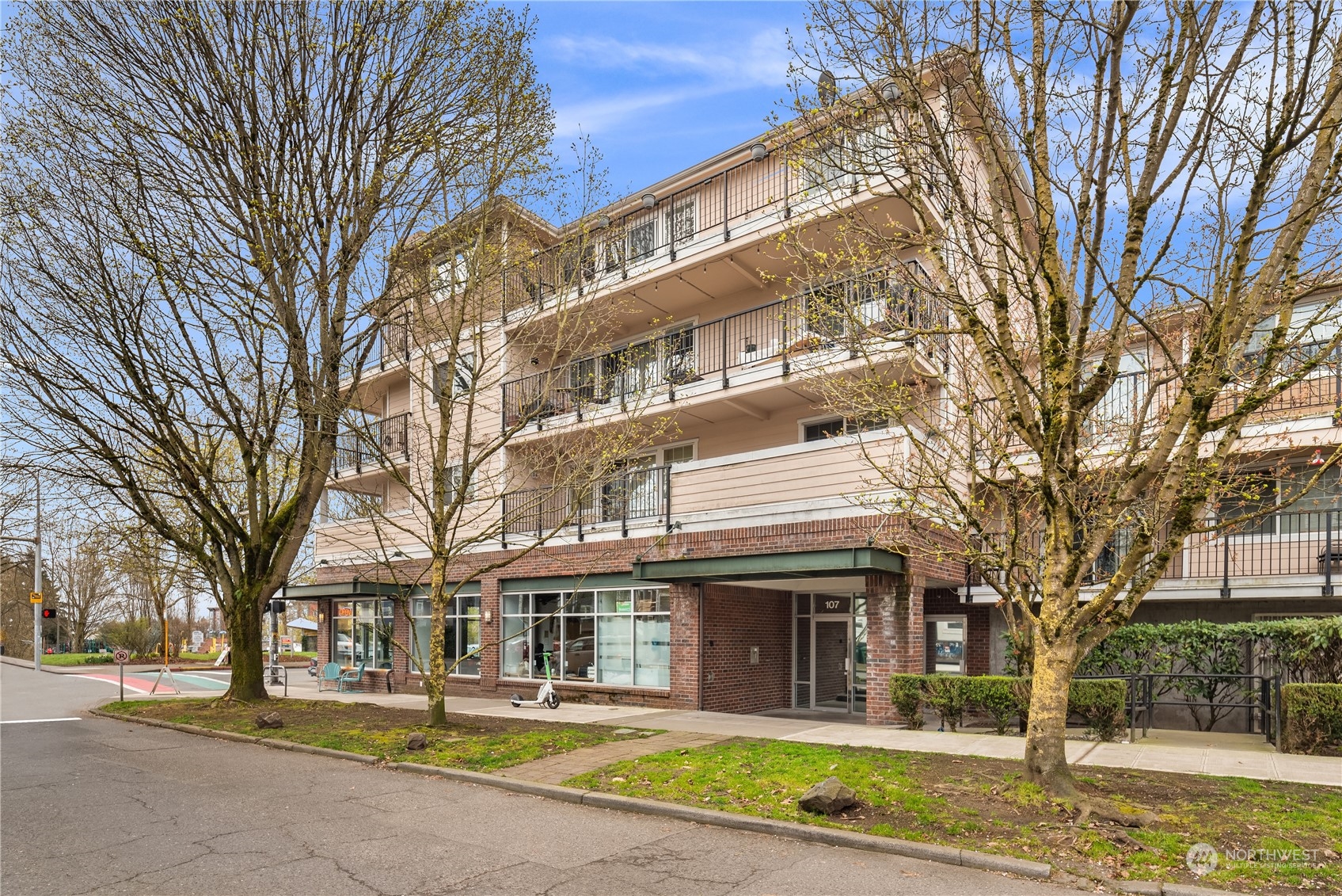 107 20th Avenue Unit: 203
