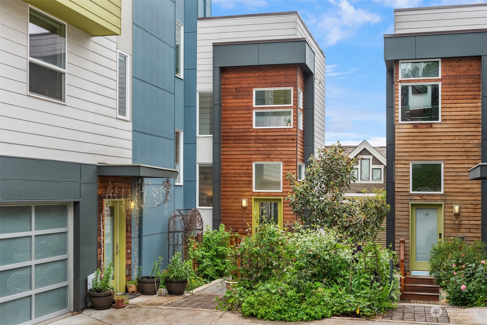 707 18th Avenue S Unit: A
