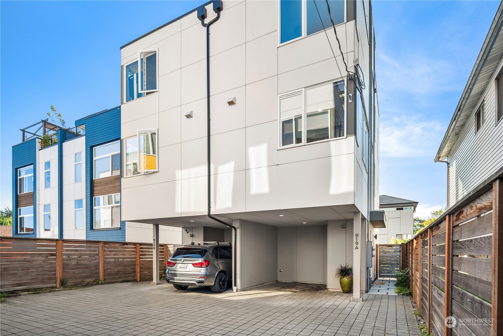 919 28th Avenue S Unit: A