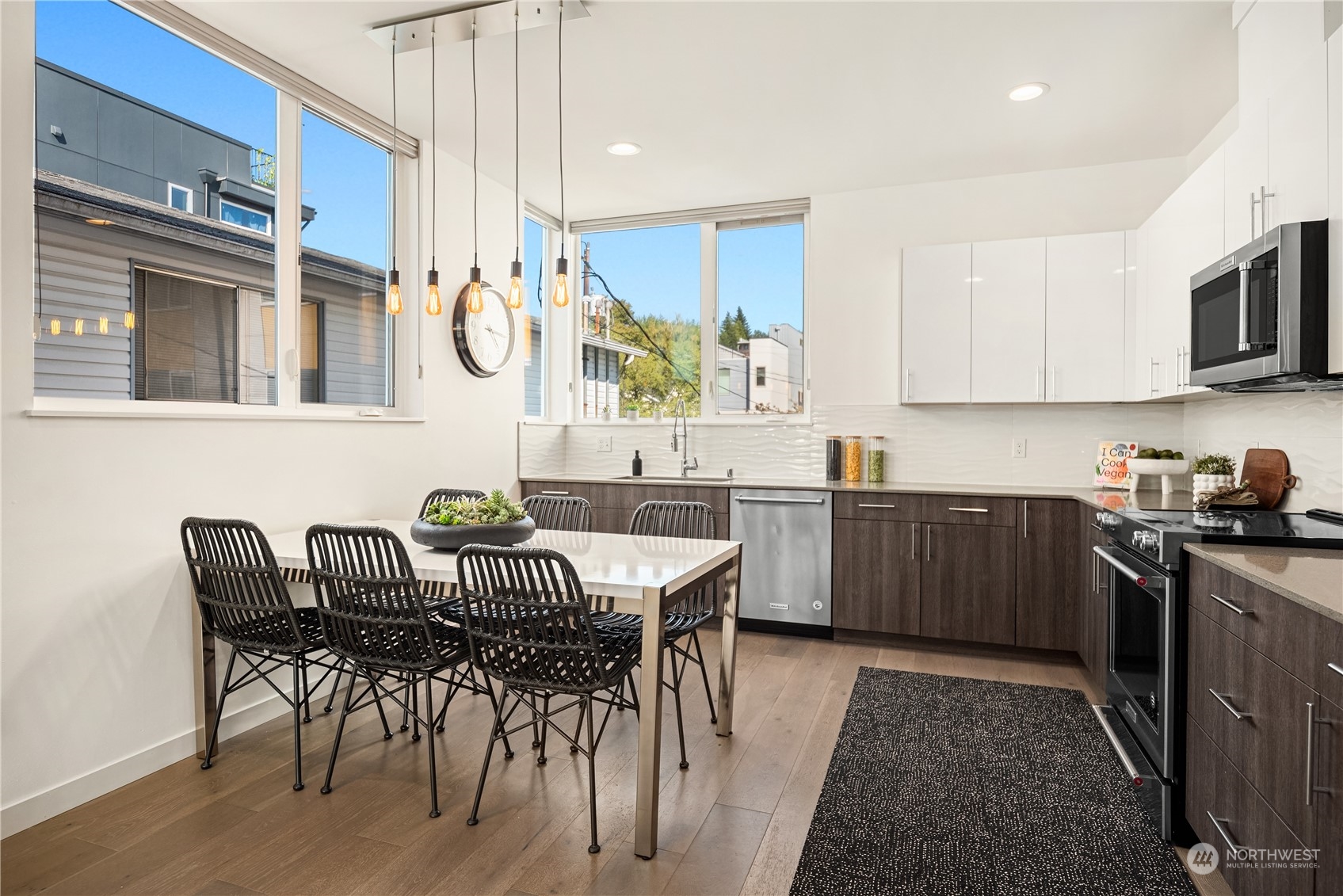 919 28th Avenue S Unit: A