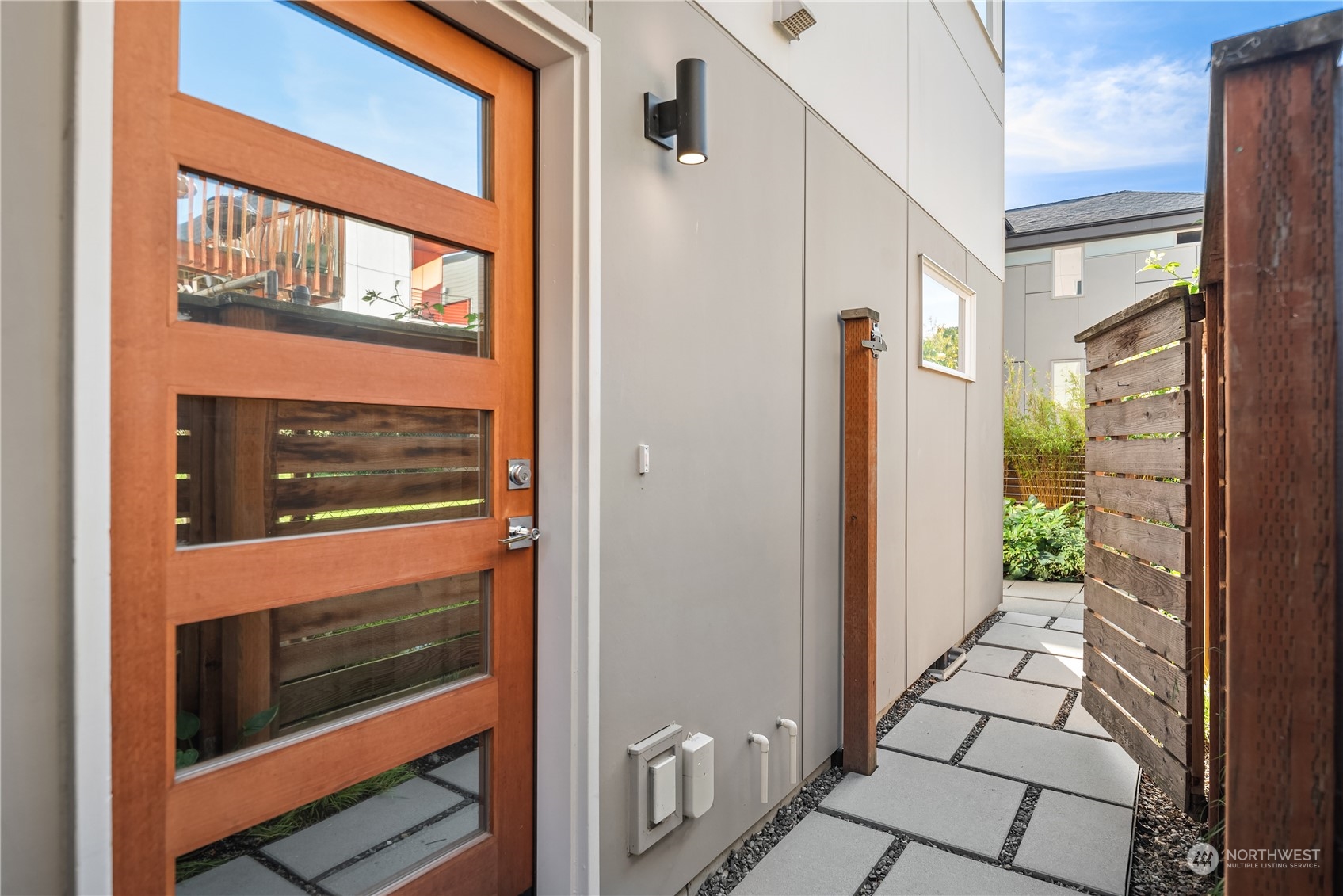 919 28th Avenue S Unit: A