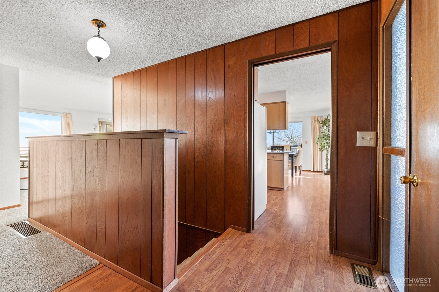 1008 Crest Place