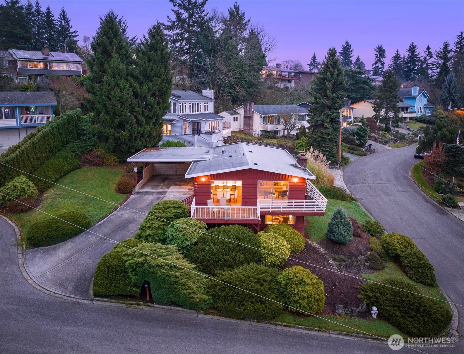1008 Crest Place
