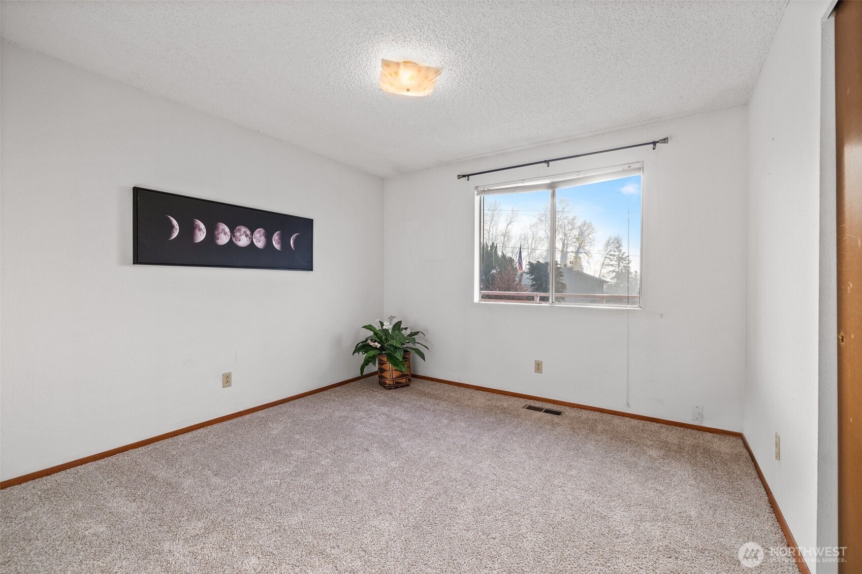 1008 Crest Place