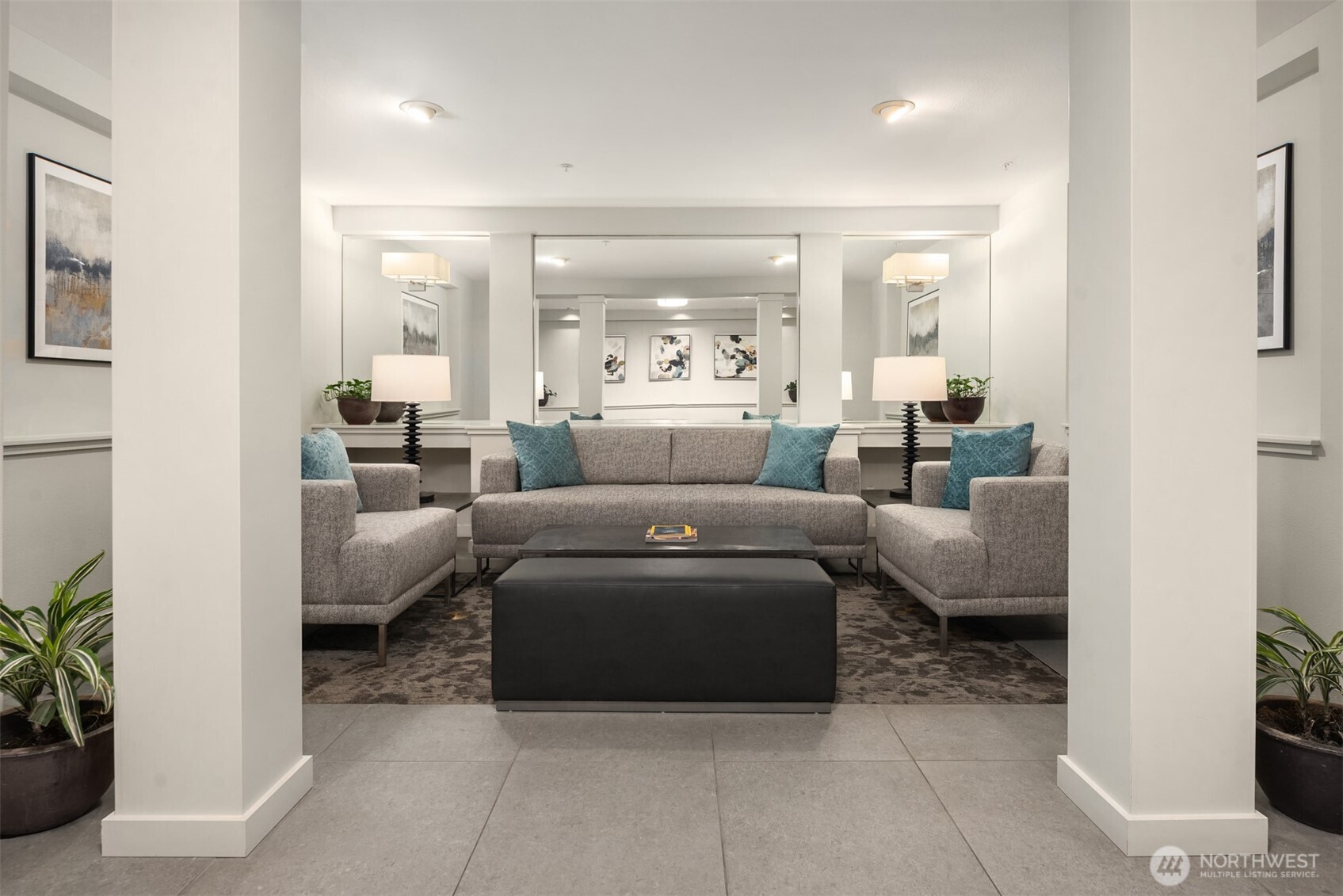 3221 SW Avalon Way Unit: 301