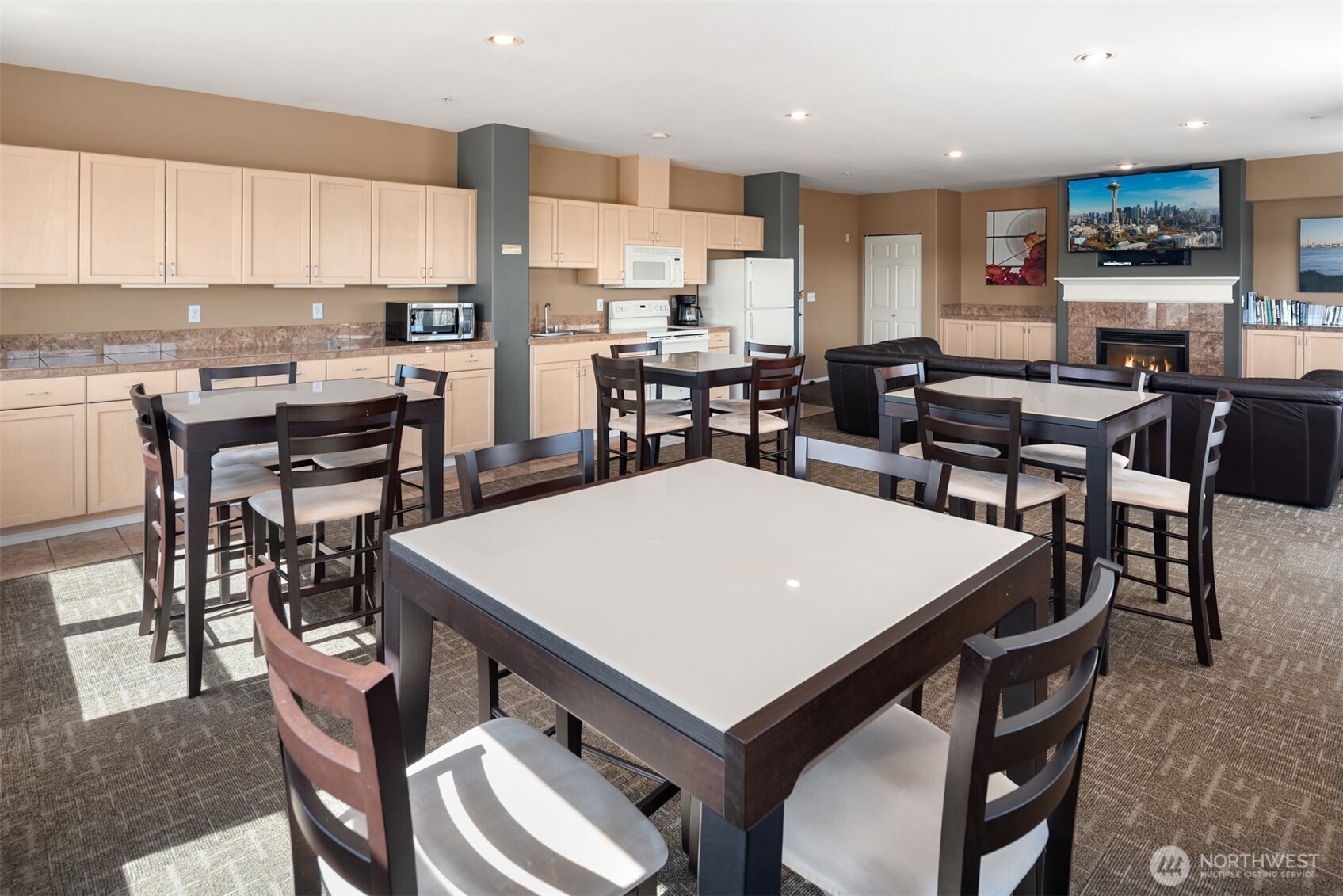 3221 SW Avalon Way Unit: 301