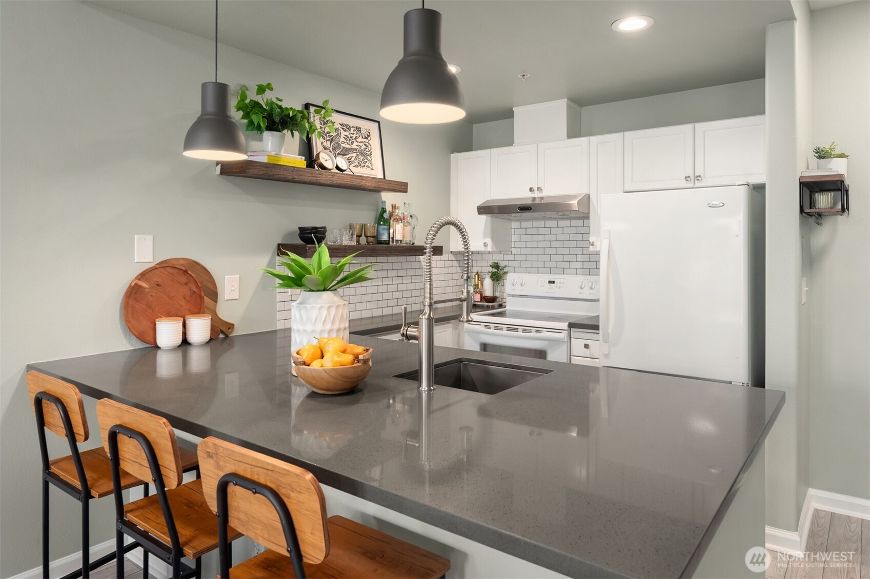 3221 SW Avalon Way Unit: 301