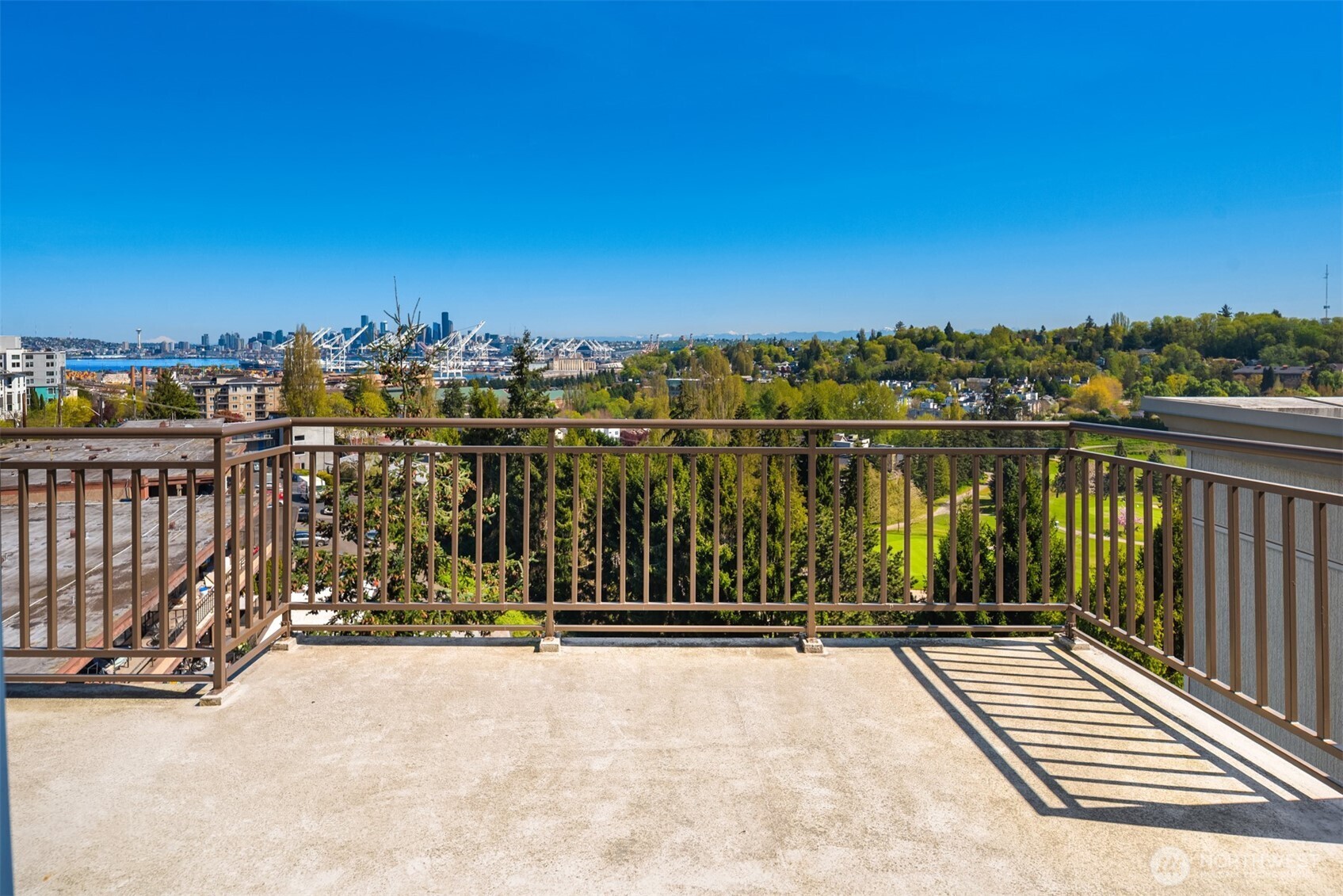 3221 SW Avalon Way Unit: 301