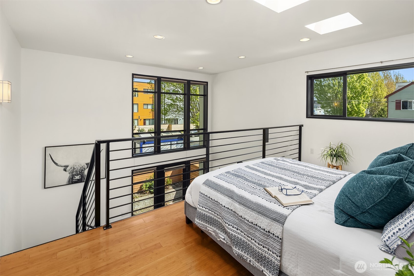 505 S Cloverdale Unit: B