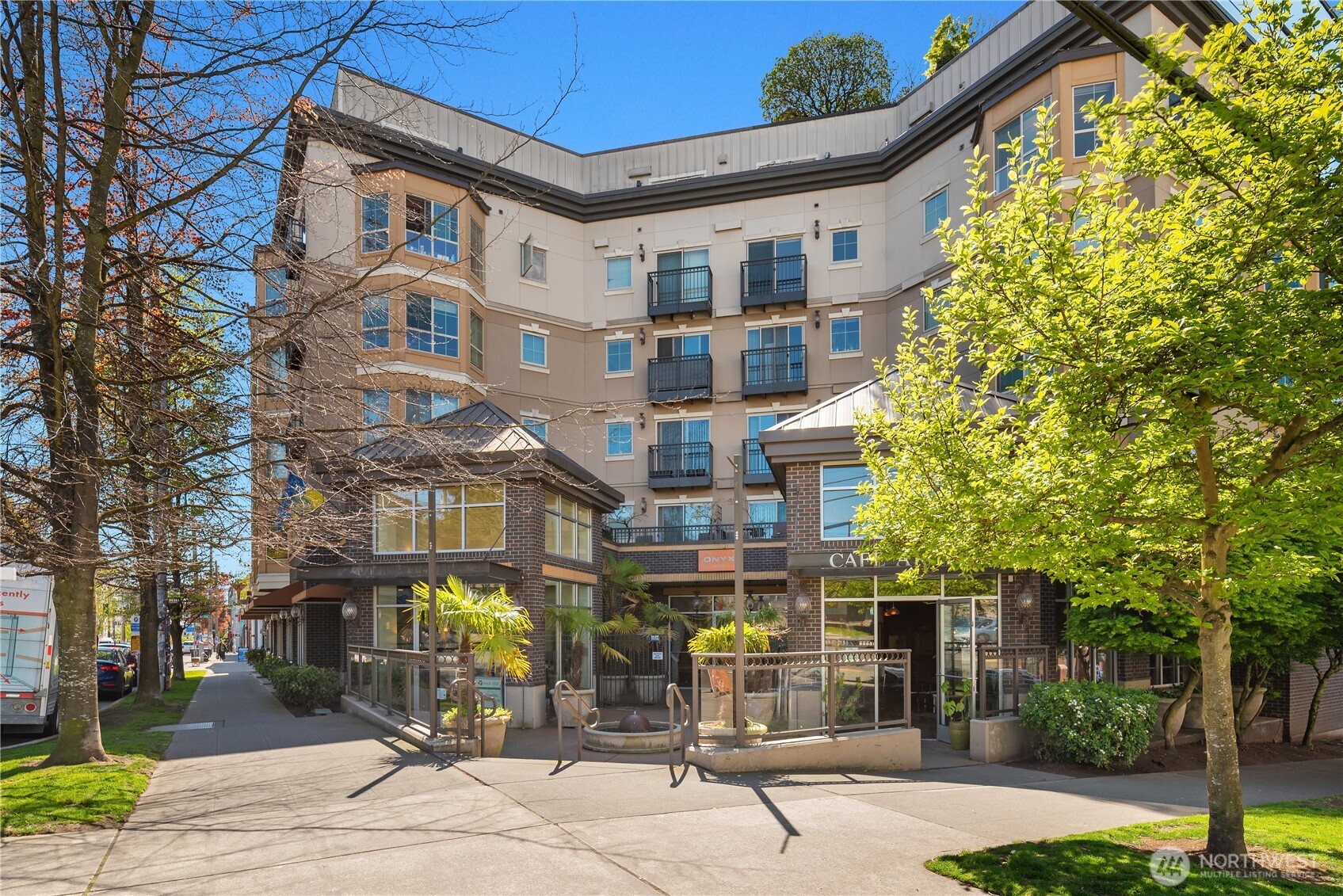 1125 E Olive Street Unit: 501