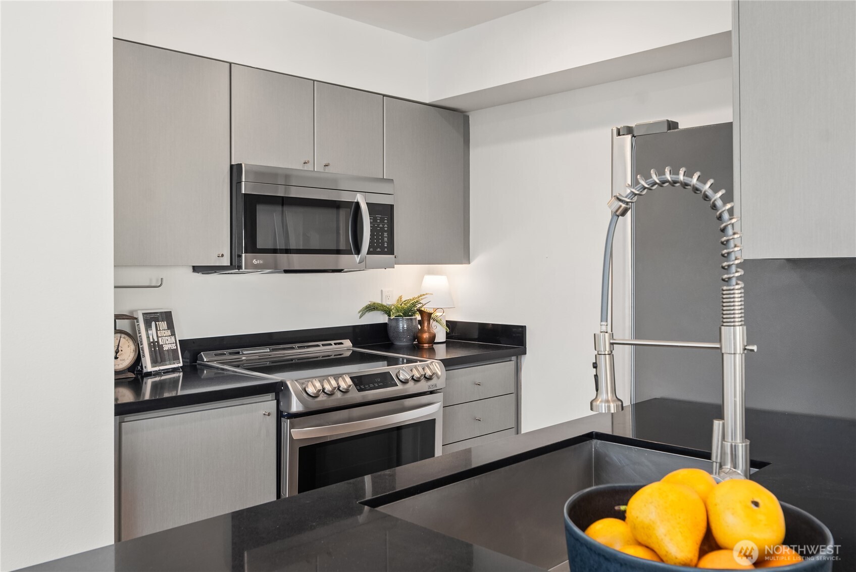 1125 E Olive Street Unit: 501