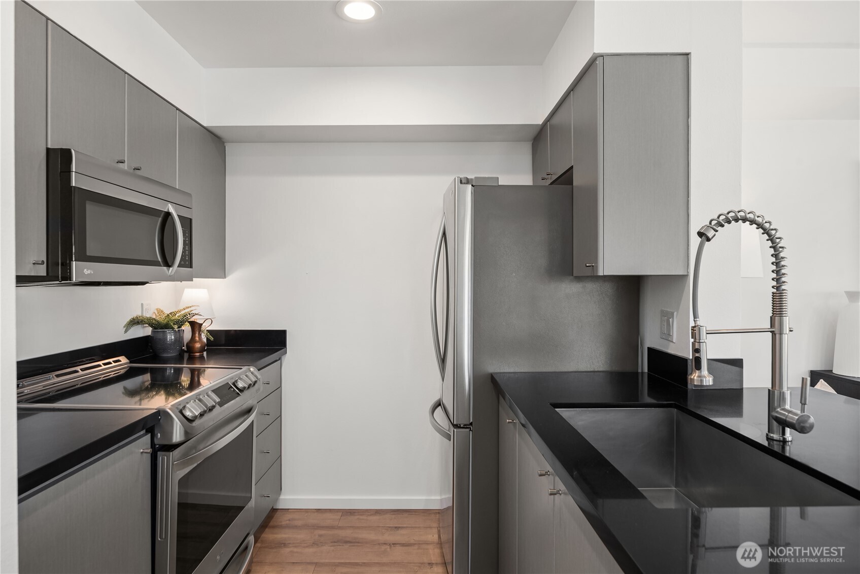 1125 E Olive Street Unit: 501