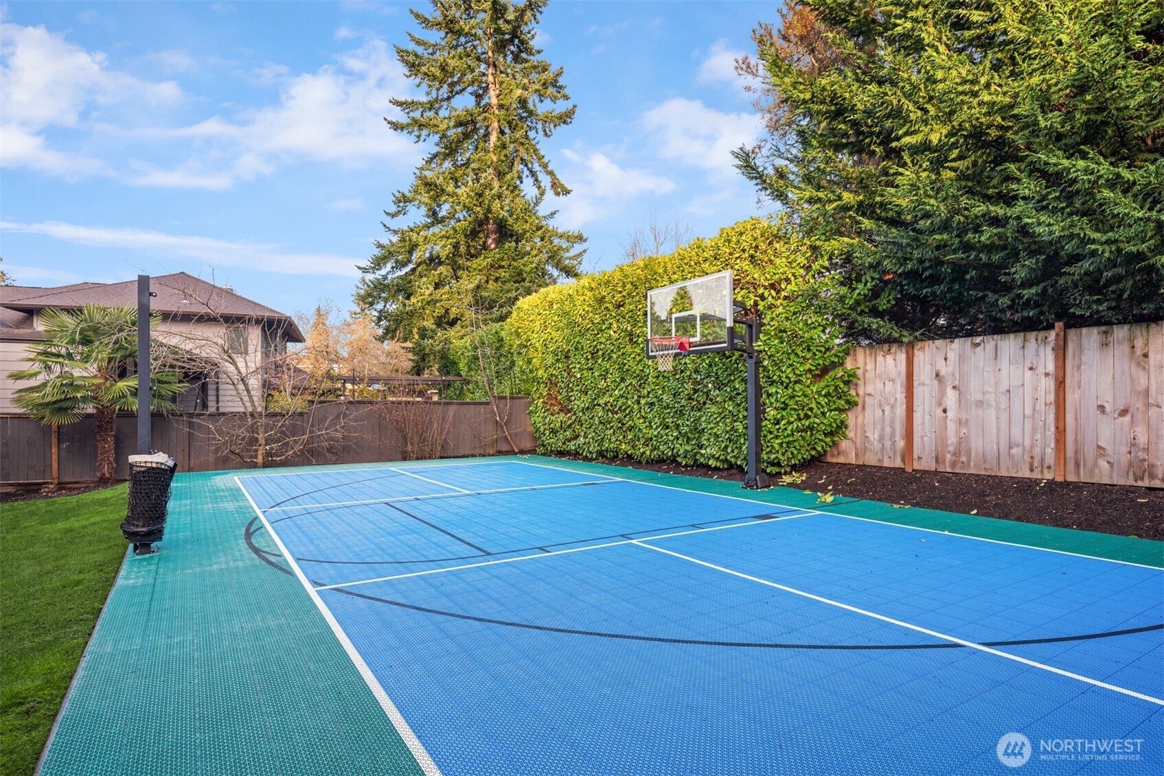 8046 Fairway Drive NE