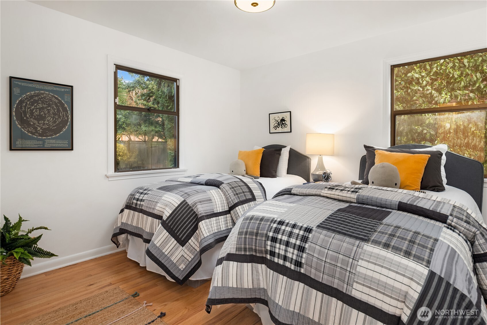 8046 Fairway Drive NE