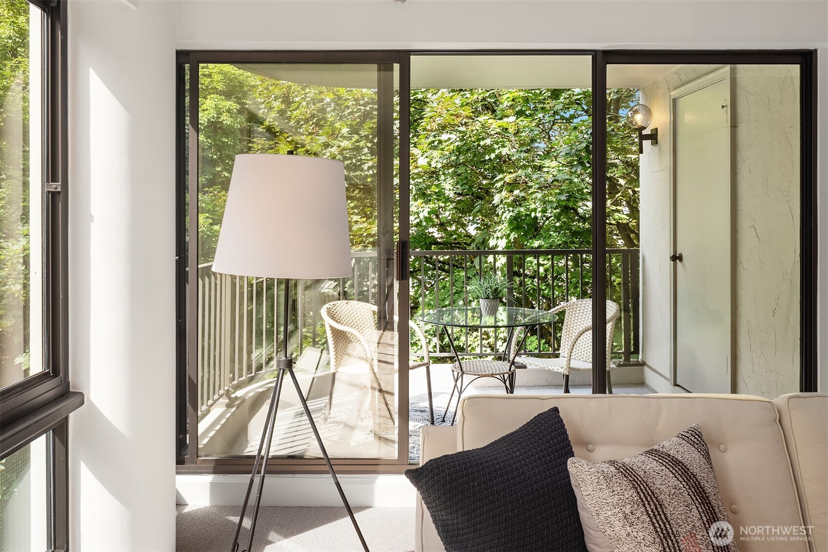 1120 Spring Street Unit: 504