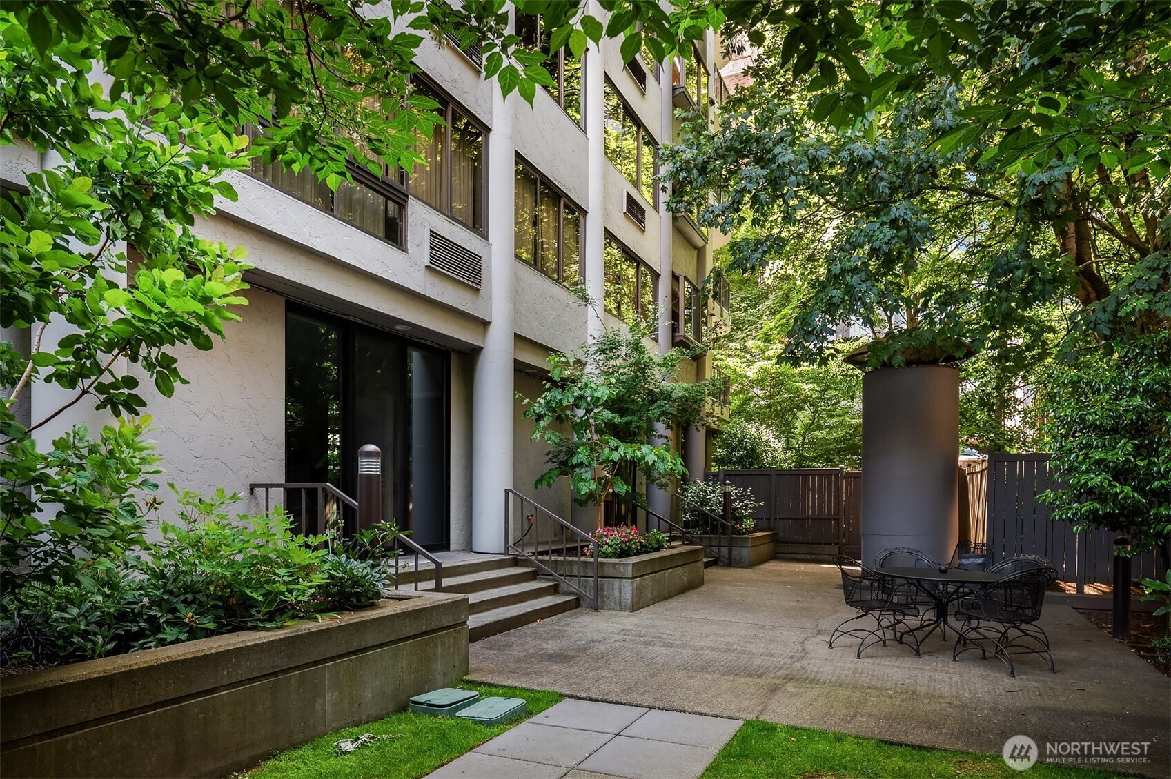 1120 Spring Street Unit: 504