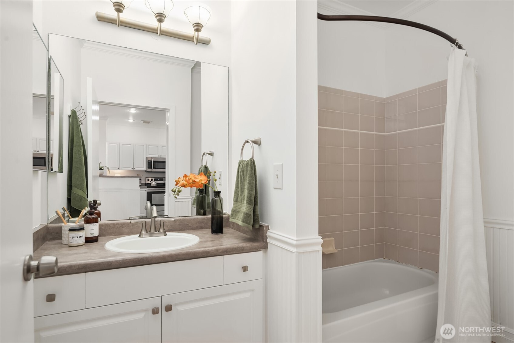 2414 1st Avenue Unit: 507