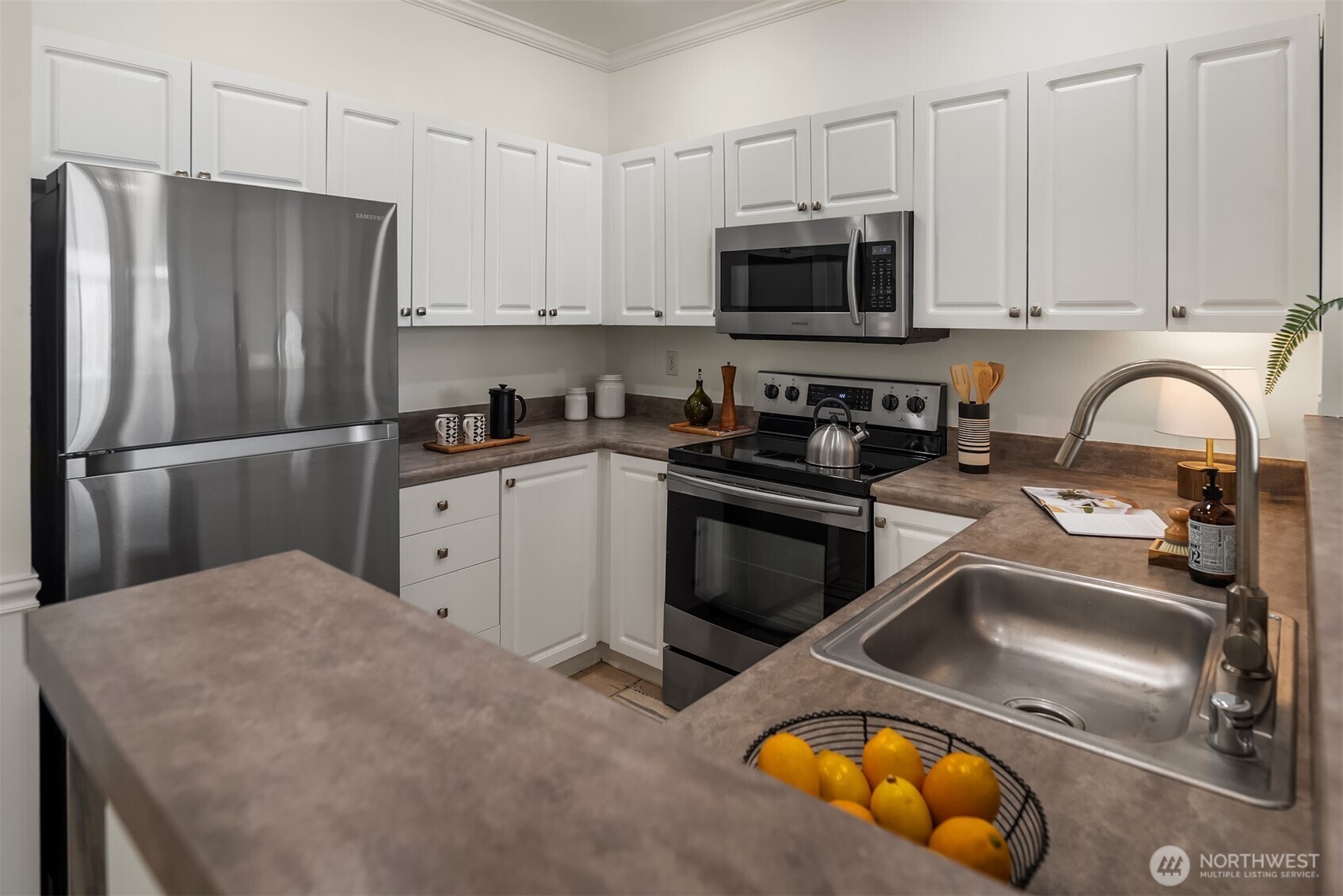 2414 1st Avenue Unit: 507