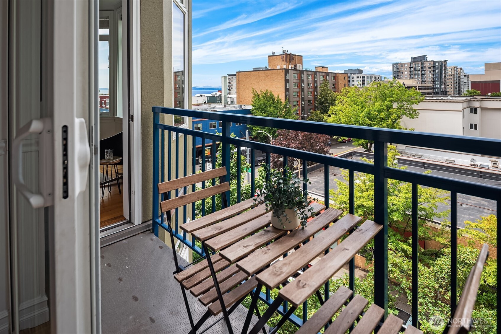 2414 1st Avenue Unit: 507
